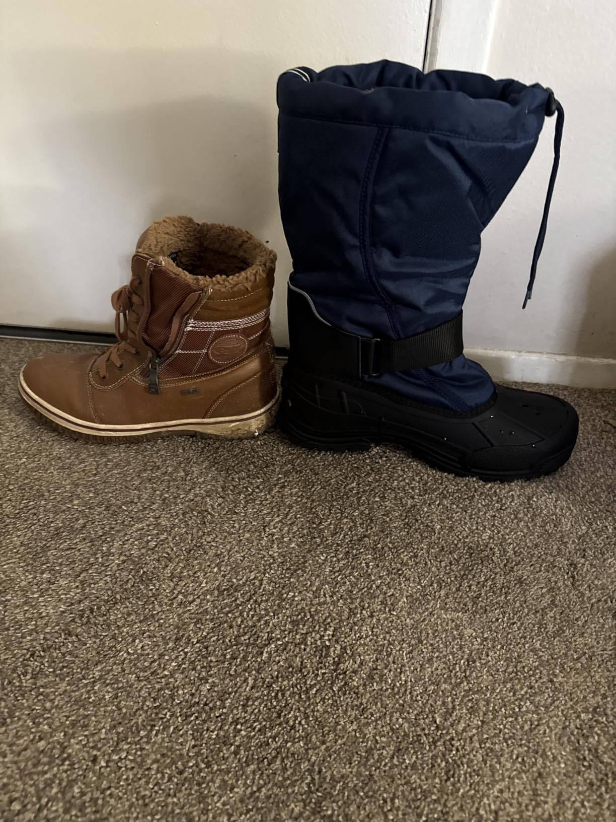 NORTIV 8 Men's Waterproof Winter Snow Boots Insulated Fur Liner Lightweight Outdoor Tall Boots customer photo 1