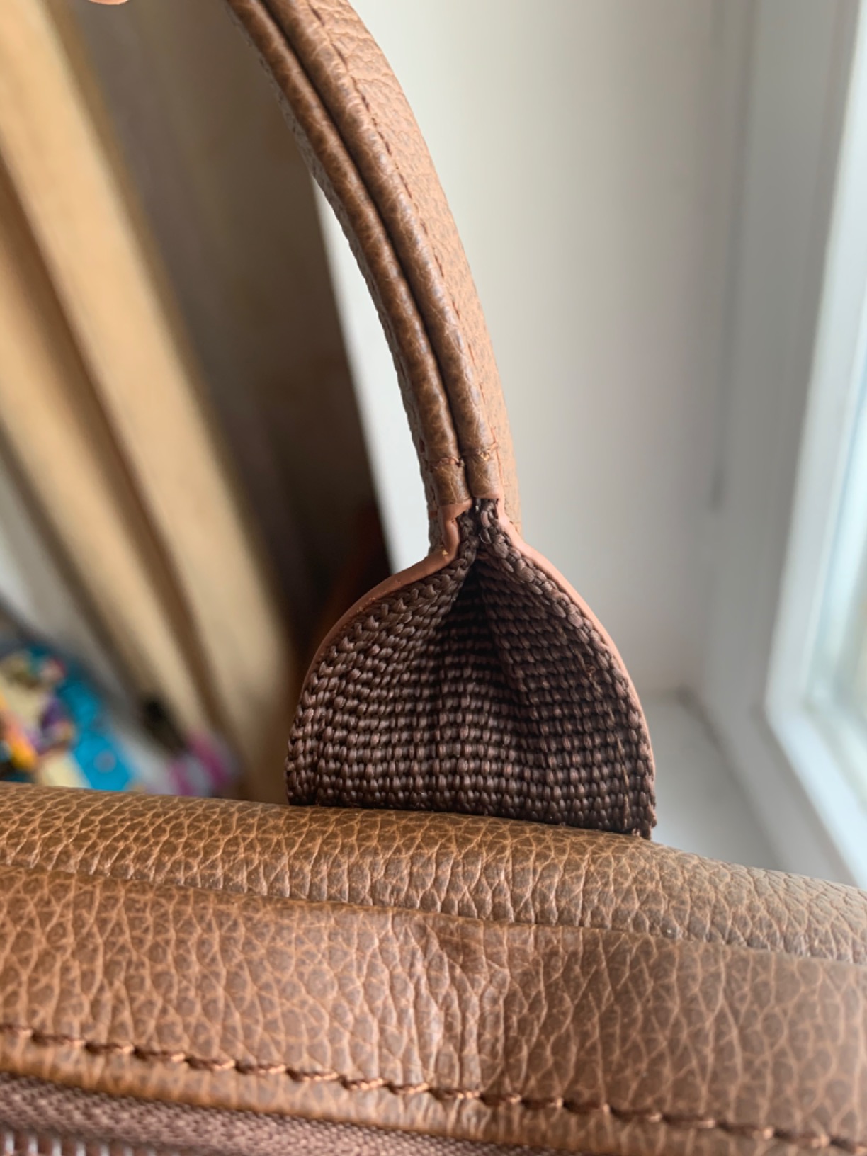 Samsonite Classic Leather Toploader Briefcase customer photo 2