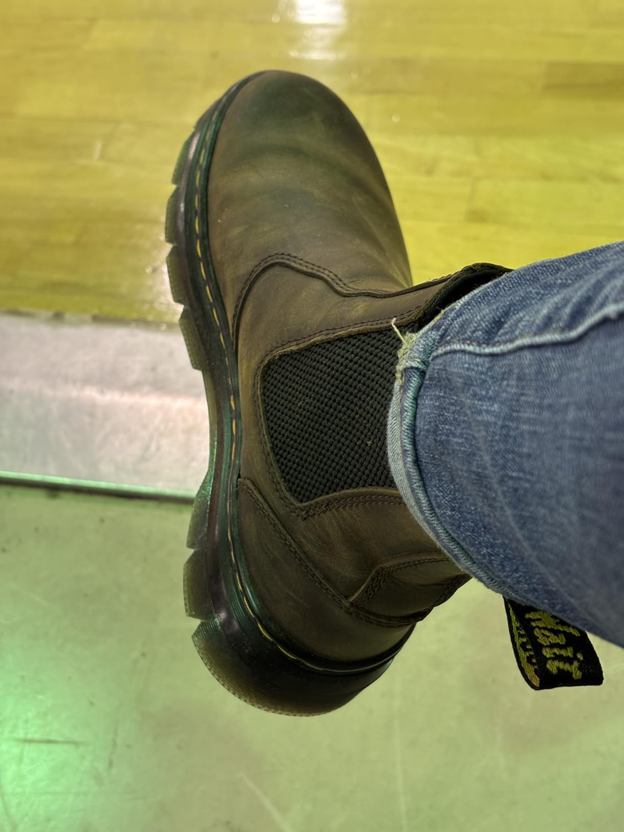 Dr. Martens unisex-adult Embury Leather Chelsea Boot customer photo 2