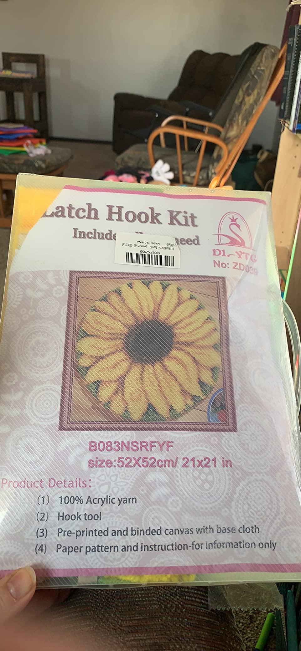 DL-YTG Latch Hook Kits Rug Sunflower Crochet Yarn Cushion Colour Pre-Printed Canvas Cover Rug Needlework DIY Hook and Latch Kit Christmas Home Decoration 52x52cm/21 X21 inch customer photo 2