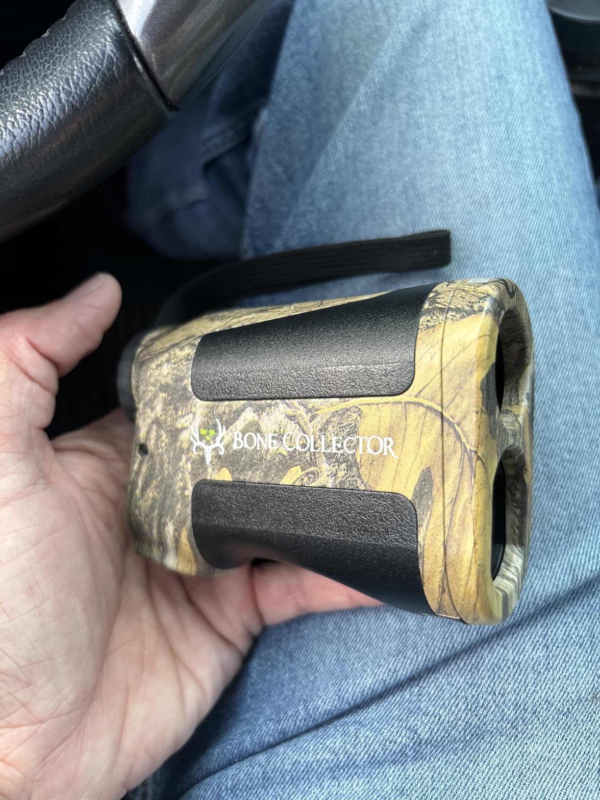 Bushnell BoneCollector 850 Laser Rangefinder, Hunting Laser Range Finder in Realtree Edge customer photo 1