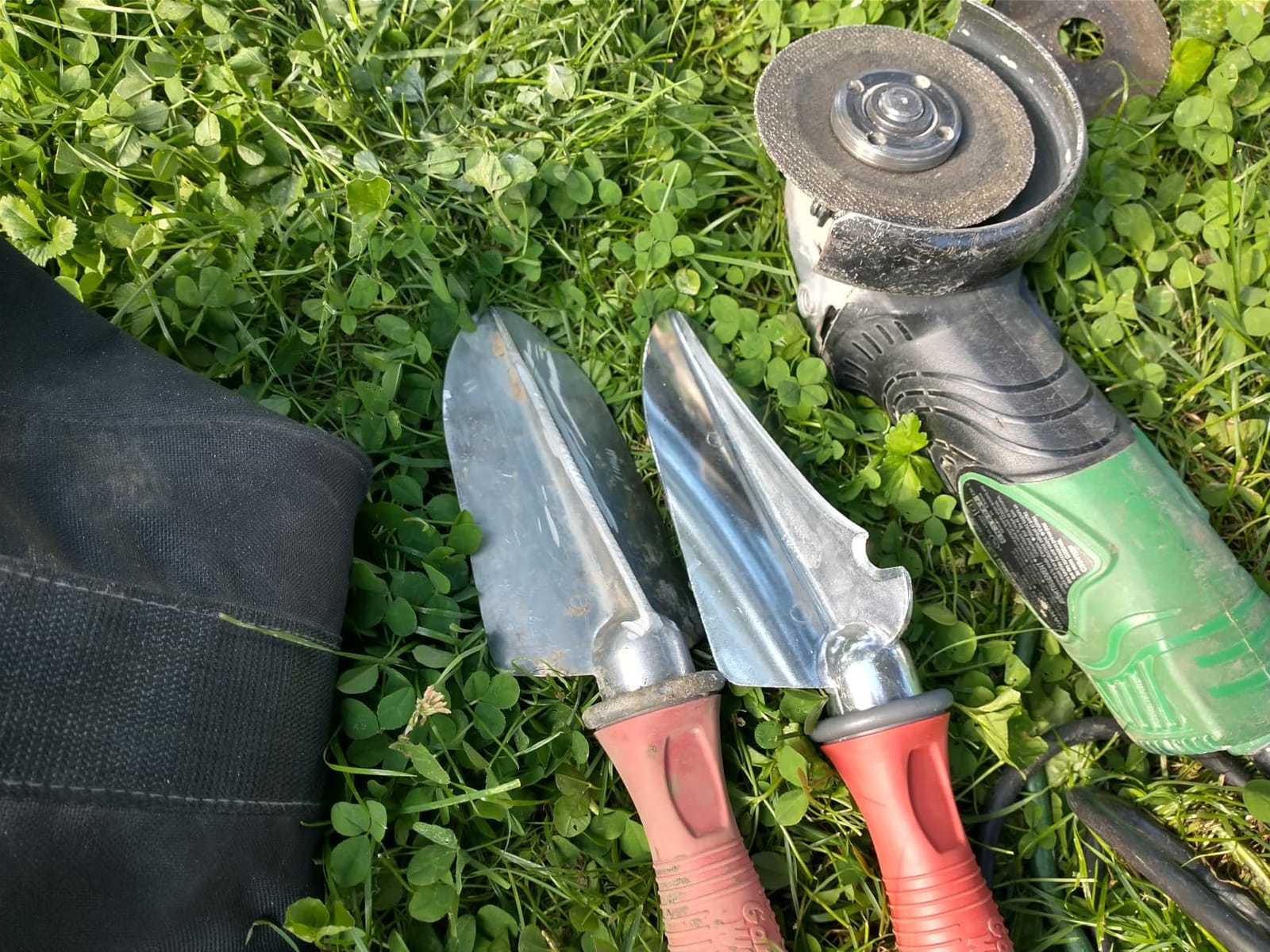Garden Weasel Double-Sided Garden Cultivator/Tiller | Cultivate, Till, Break Up Soil | Planting and Gardening Hand Digging Tool, Heavy Duty Cultivator, Hand Tool Weeder | 91367 | Steel half-moon blade with black ergonomic T-handle grip customer photo 2