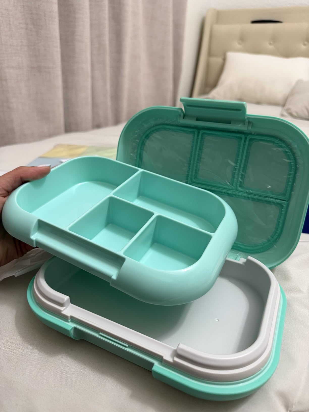 Bentgo Chill Kids 4-Compartment Bento Box Leakproof Lunch Box | Built-In Ice Pack, 3.3 Cup Capacity, BPA-Free, Microwave & Dishwasher Safe Tray, Ideal for Ages 3-7 (Green/Navy) customer photo 2