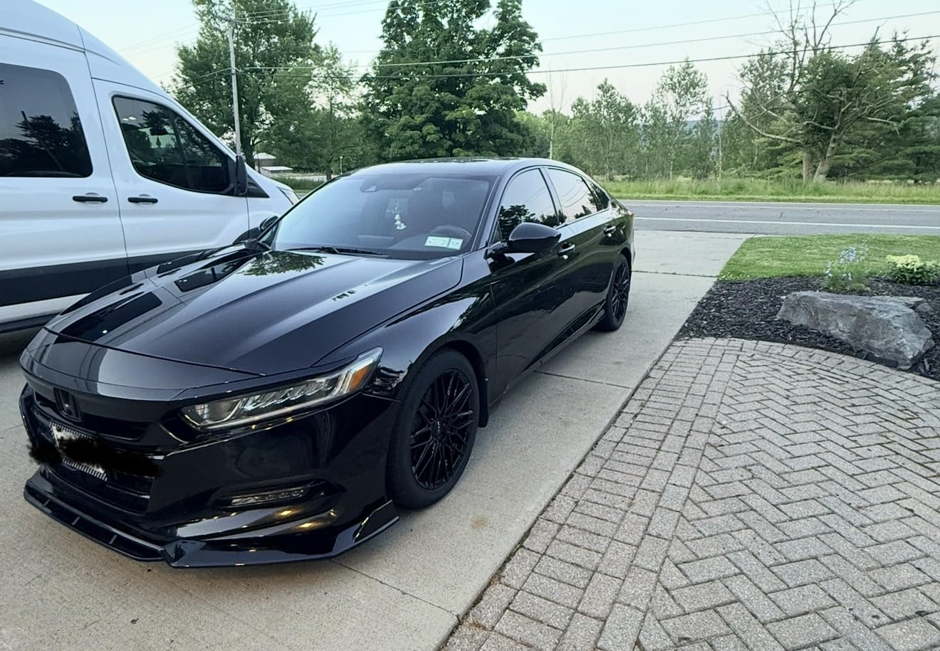 RTX V20 Custom Wheel - 18x8, 42 Offset, 5x114.3 Bolt Pattern, 73.1mm Hub - Gloss Black Rim customer photo 1