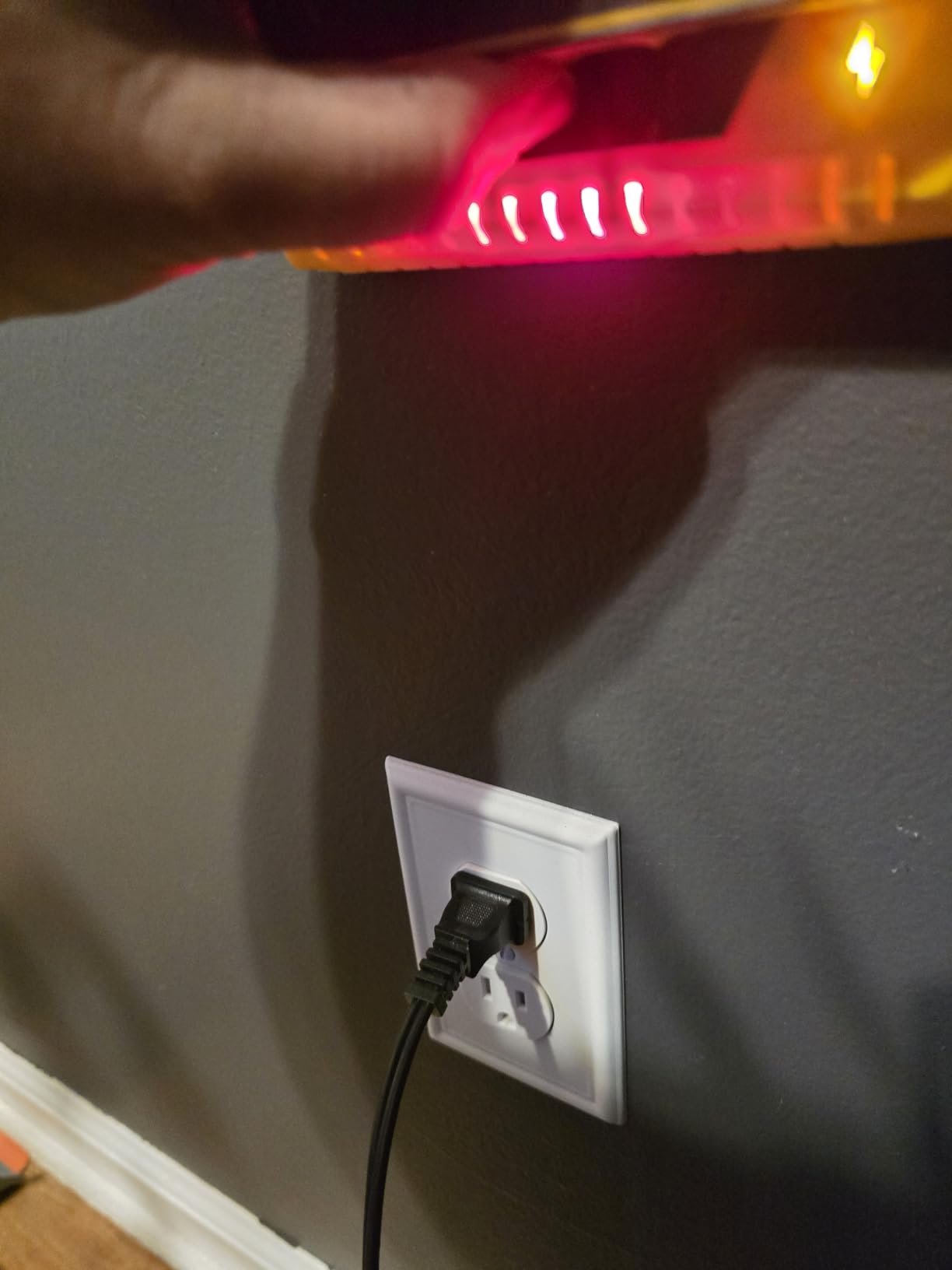 Franklin Sensors ProSensor M150/X990 Stud Finder with Live Wire Detection | 9-Sensor Wall Scanner, Wood and Metal Stud Detector, Made in the USA customer photo 2