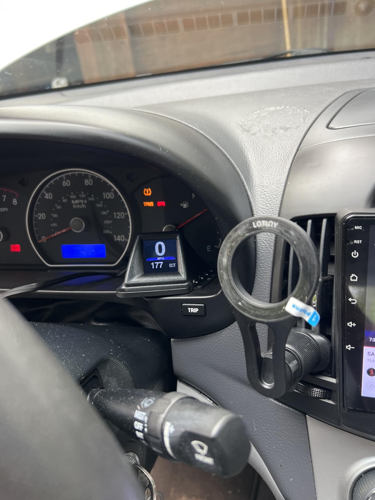 Head Up Display, Car HUD P8, OBDII & GPS Dual System, The 1st Model in The Market Can be Installed on A-Pillar Trim, Only Works on Most 2008+ Cars customer photo 1