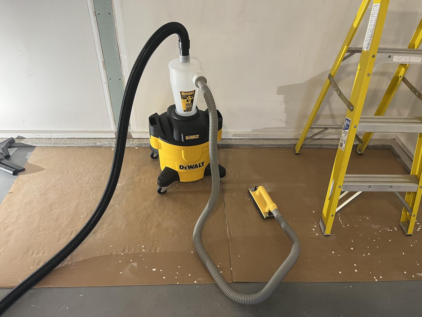 DEWALT 6 Gallon Dust Separator for Wet/Dry Shop Vacuums,DXVCS002 customer photo 1