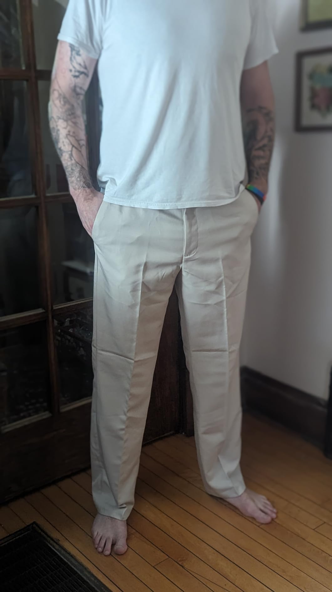 Amazon Essentials Men's Classic-Fit Expandable-Waist Flat-Front Dress Pants customer photo 2