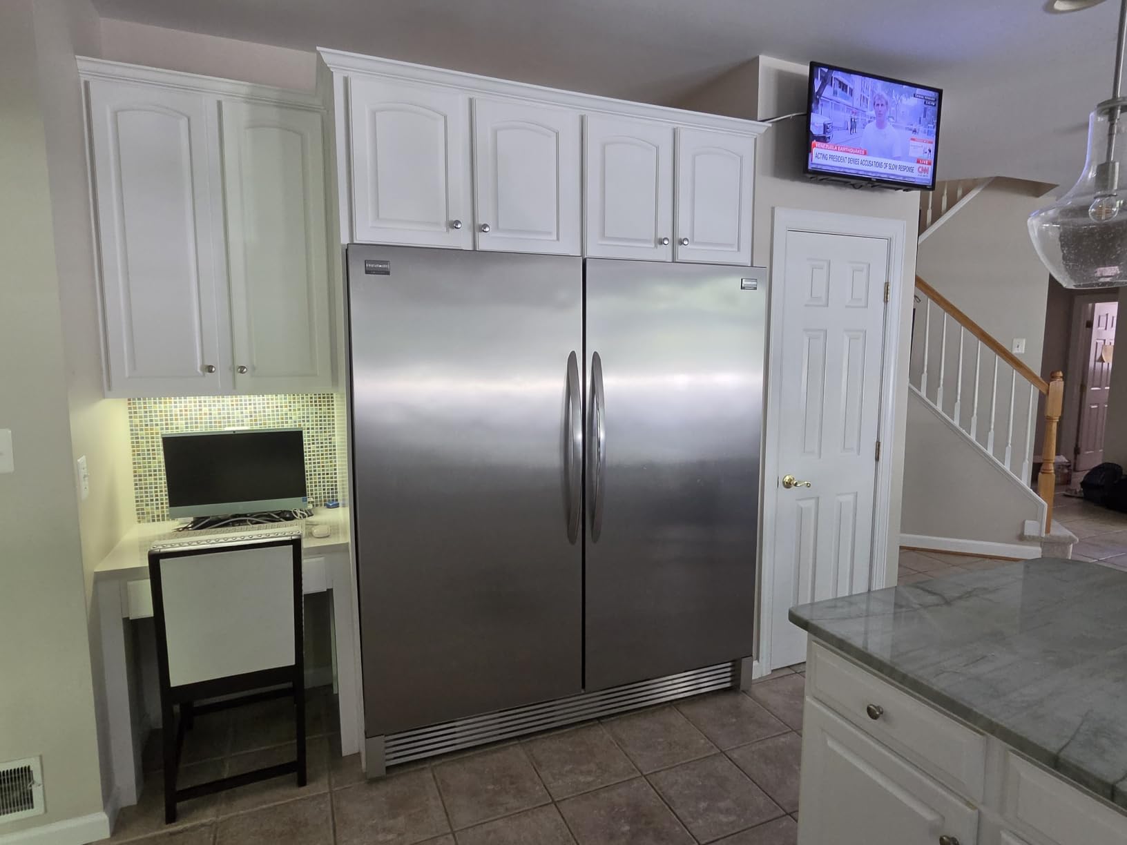PROFESSIONAL Stainless Steel Refrigerator Freezer Combo & Trim FPRU19F8WF FPFU19F8WF TRMKTEZ2LV79 customer photo 2