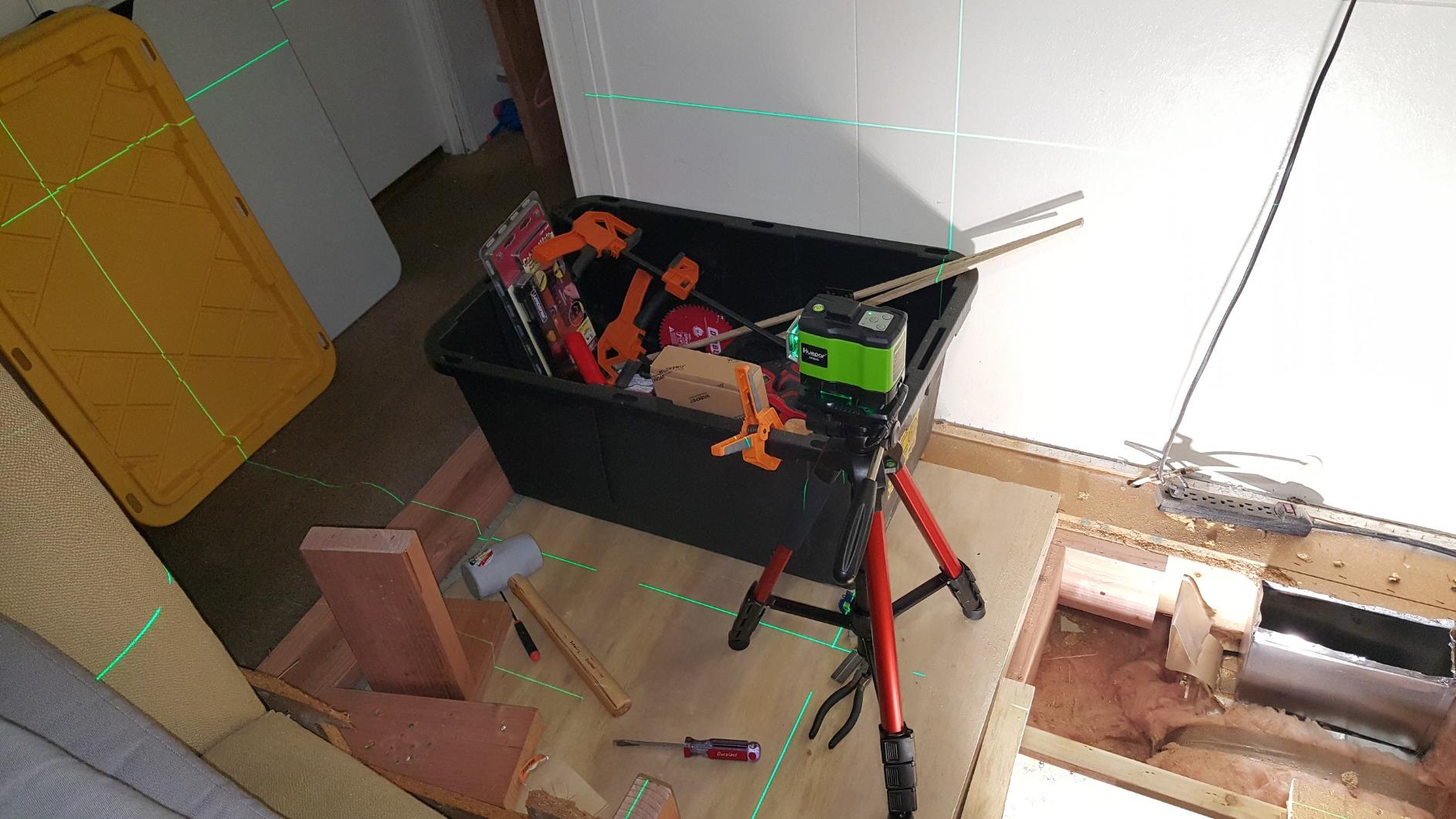Huepar Laser Level 360 Self Leveling, Rechargeable Green Laser 4x360 Cross Line Lazer Leveler 4D Level Laser Tool for Construction - LS04CG customer photo 1