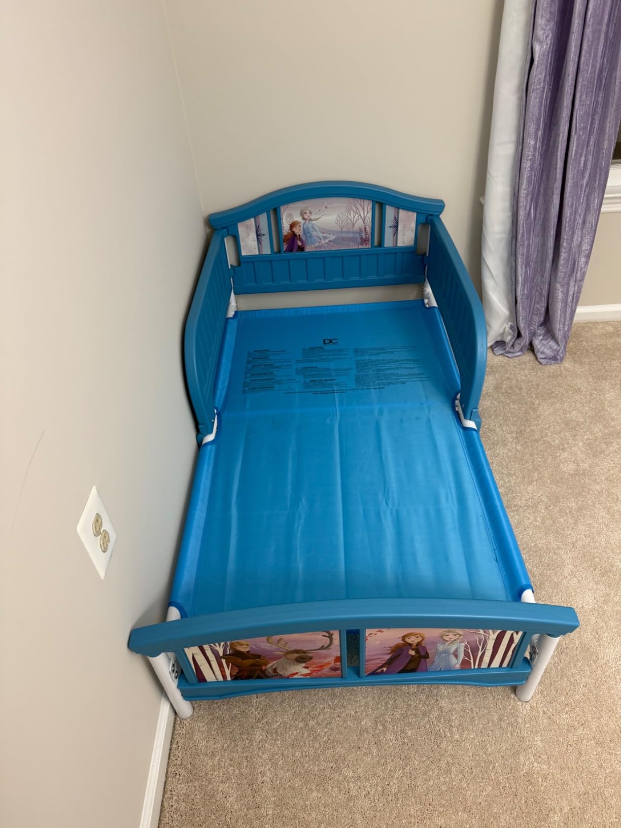 Delta Children Plastic Toddler Bed, Disney Princess customer photo 2