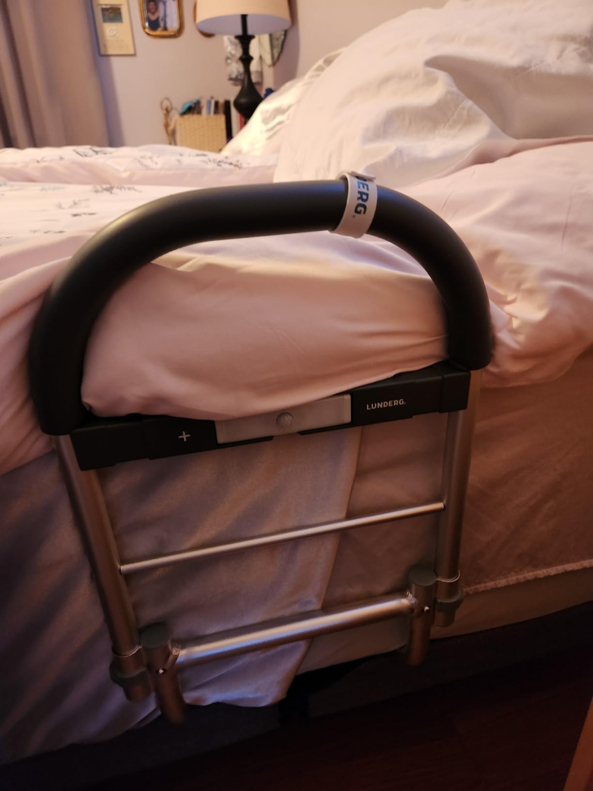 Lunderg Bed Assist Rail for Seniors with Motion Light & Non-Slip Grab Bar | Easy to Install Bed Rails for Elderly Adults Safety & Post-Surgery - Helps Reduce Falls & Support Independence customer photo 1