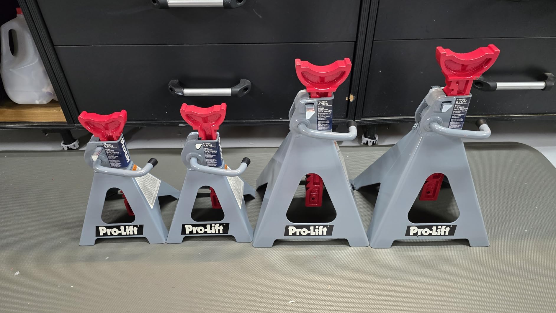 Pro-LifT PL3300 Heavy Duty Jack Stands For Car - 3 Ton in Pair with Double Pins - Handle Lock and Mobility Pin for Extra Safety customer photo 2