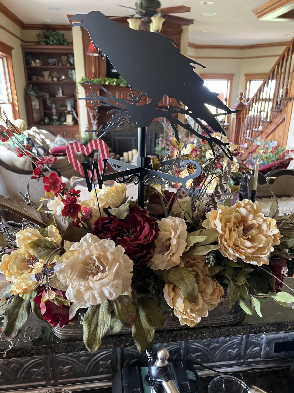 SUPERDANT Crow Weathervane Raven Weather Vane for Yard Animal Metal Wind Vanes Roof Mount for Outside Garden Black Weathervanes Farmhouse Farm Barn Sheds Patio Outdoor Halloween Decorations Gifts customer photo 2