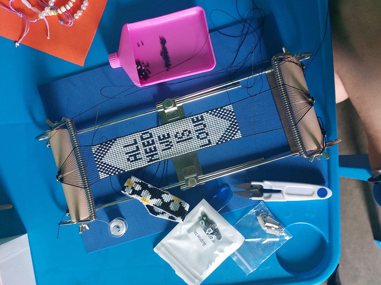 hobbyworker The Second Generation Adjustable Bead Loom Kit with Seed Beads,Large Eye Curved Beading Needle, Funnel Tray,Lobster Clasp,Open Ring and Bead Mat for Jewelry Making kit customer photo 2