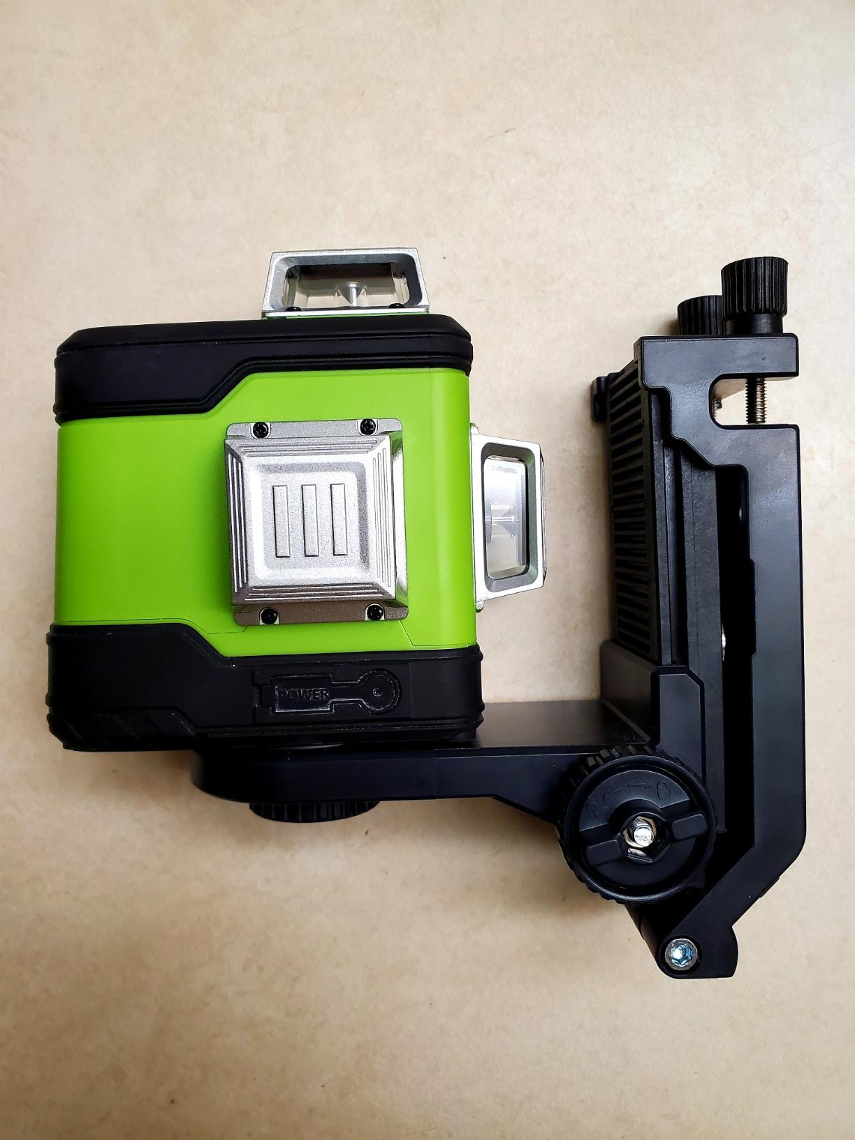 Huepar Laser Level 360 Self Leveling, Rechargeable Green Laser 3x360° Cross Line Lazer Leveler 3D Level Laser Tool for Construction and Picture Hanging, Strong Magnetic Bracket&Hard Carry Case -HM03CG customer photo 1