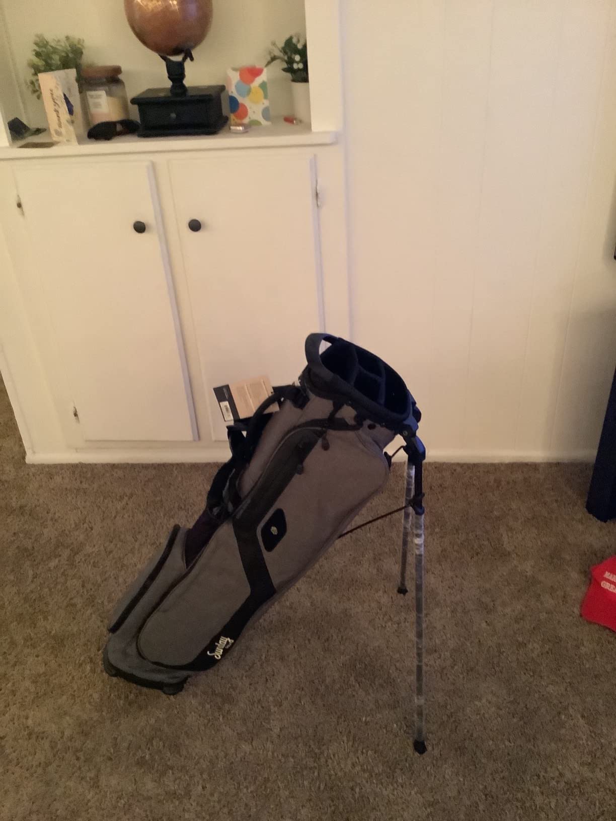 Sunday Golf El Camino Bag - Lightweight Golf Stand Bag with Strap | 3.9 pounds, Easy to Carry, For Driving Range, Par 3 and Standard Courses customer photo 1