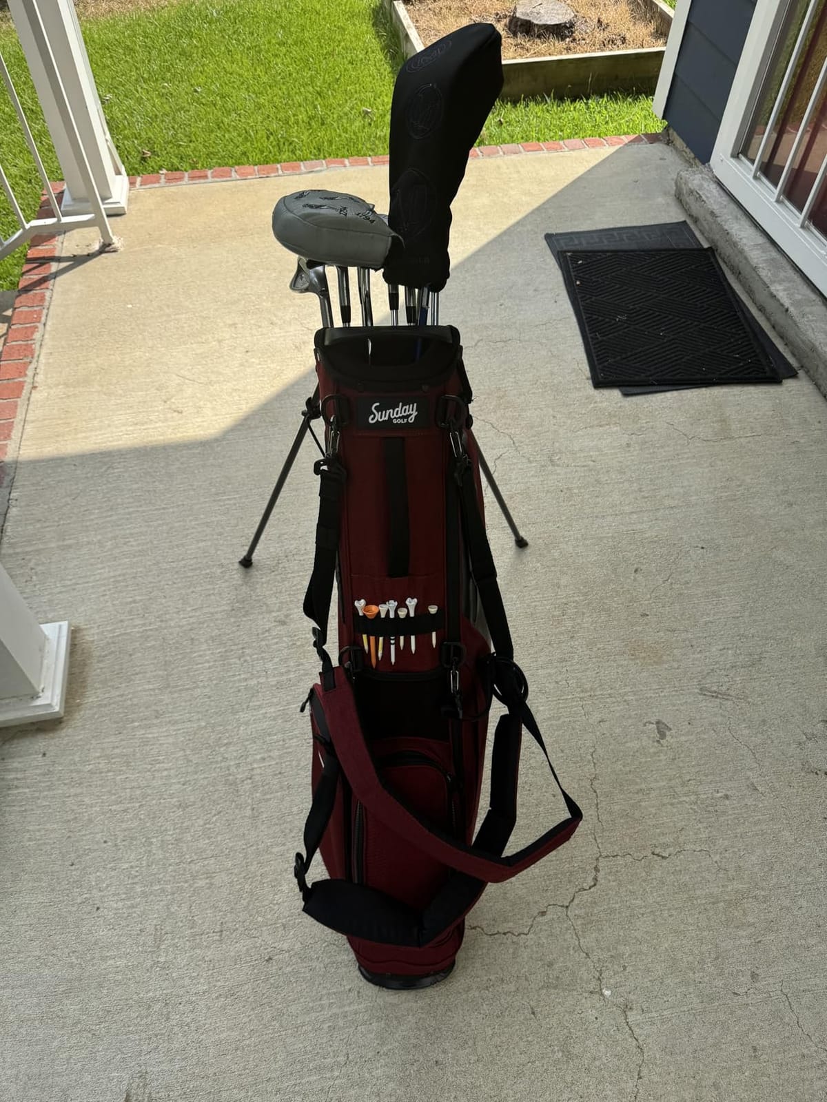 Sunday Golf El Camino Bag - Lightweight Golf Stand Bag with Strap | 3.9 pounds, Easy to Carry, For Driving Range, Par 3 and Standard Courses customer photo 2