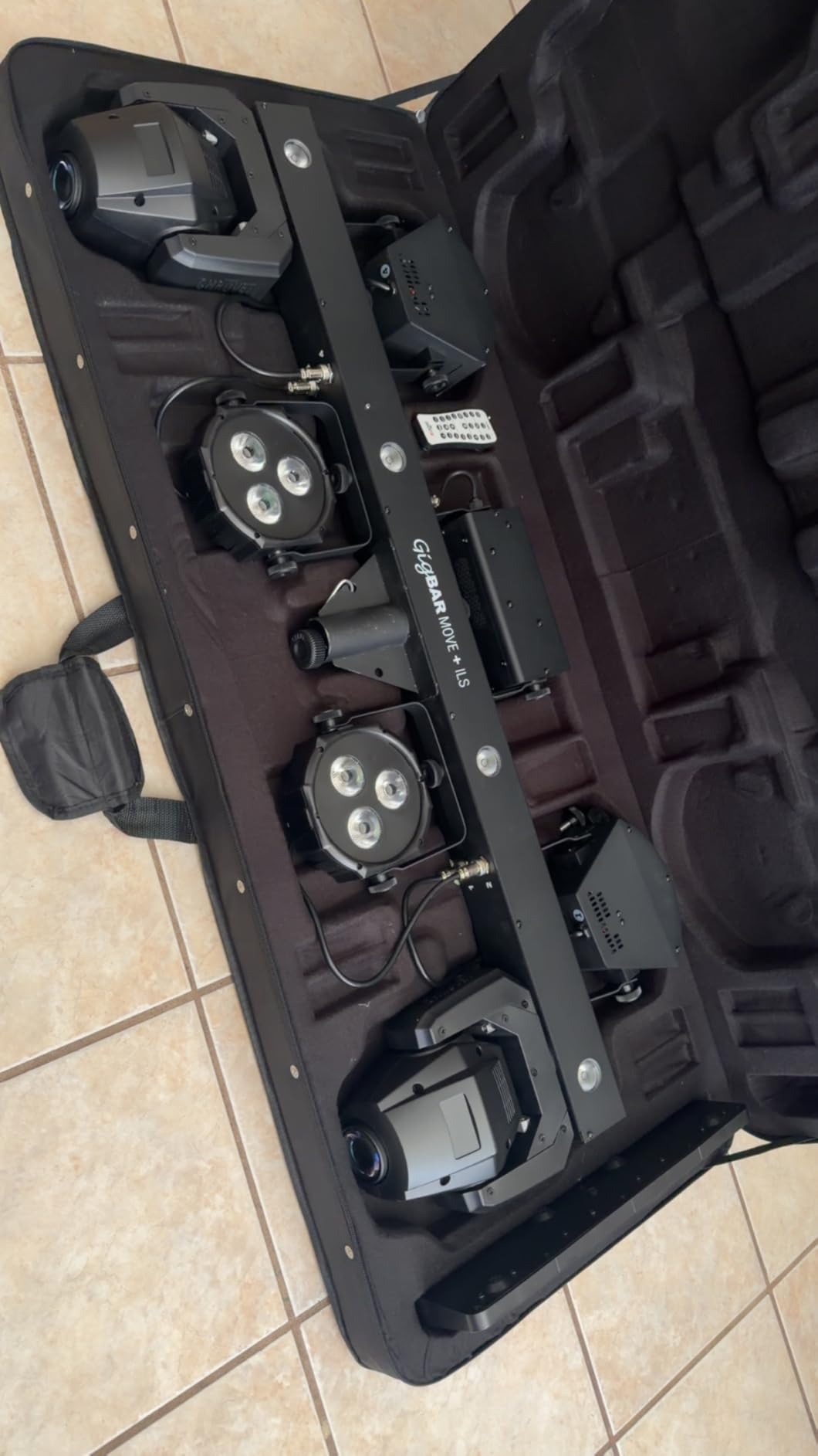 CHAUVET DJ GigBAR Move + ILS DJ Lighting System, All-in-One Party & Stage Lights with Moving Heads, Derby Lights, Wash Lights, Laser & Strobe, Tripod, RF Remote & Carry Bags customer photo 2