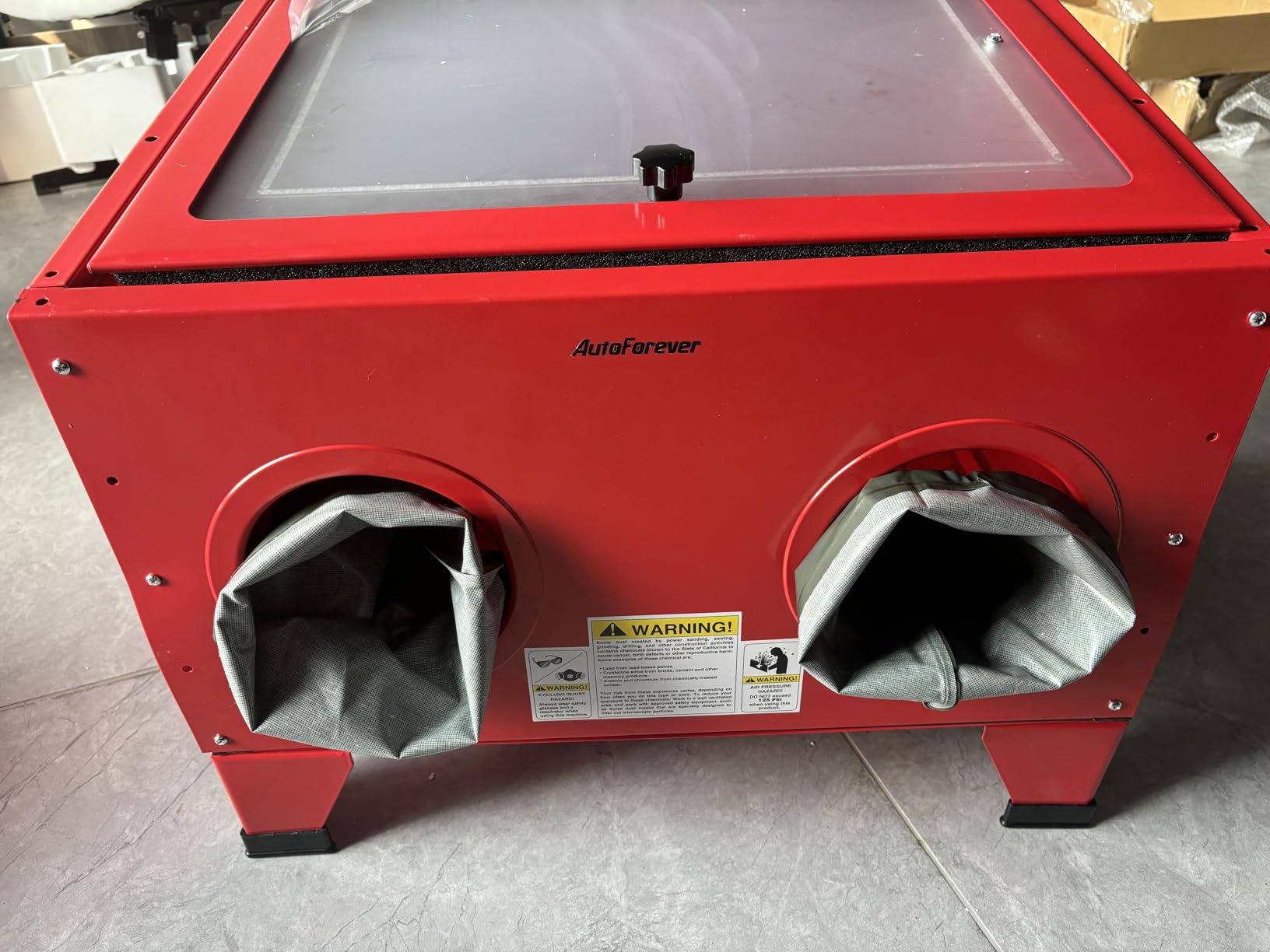 25 Gallon Bench Top Air Sandblasting Cabinet, Red | Heavy Duty Steel, Sand Blaster with Blasting Gun & 4 Nozzles, 40-80 PSI, Portable, For Paint, Rust, Stain Removal customer photo 2