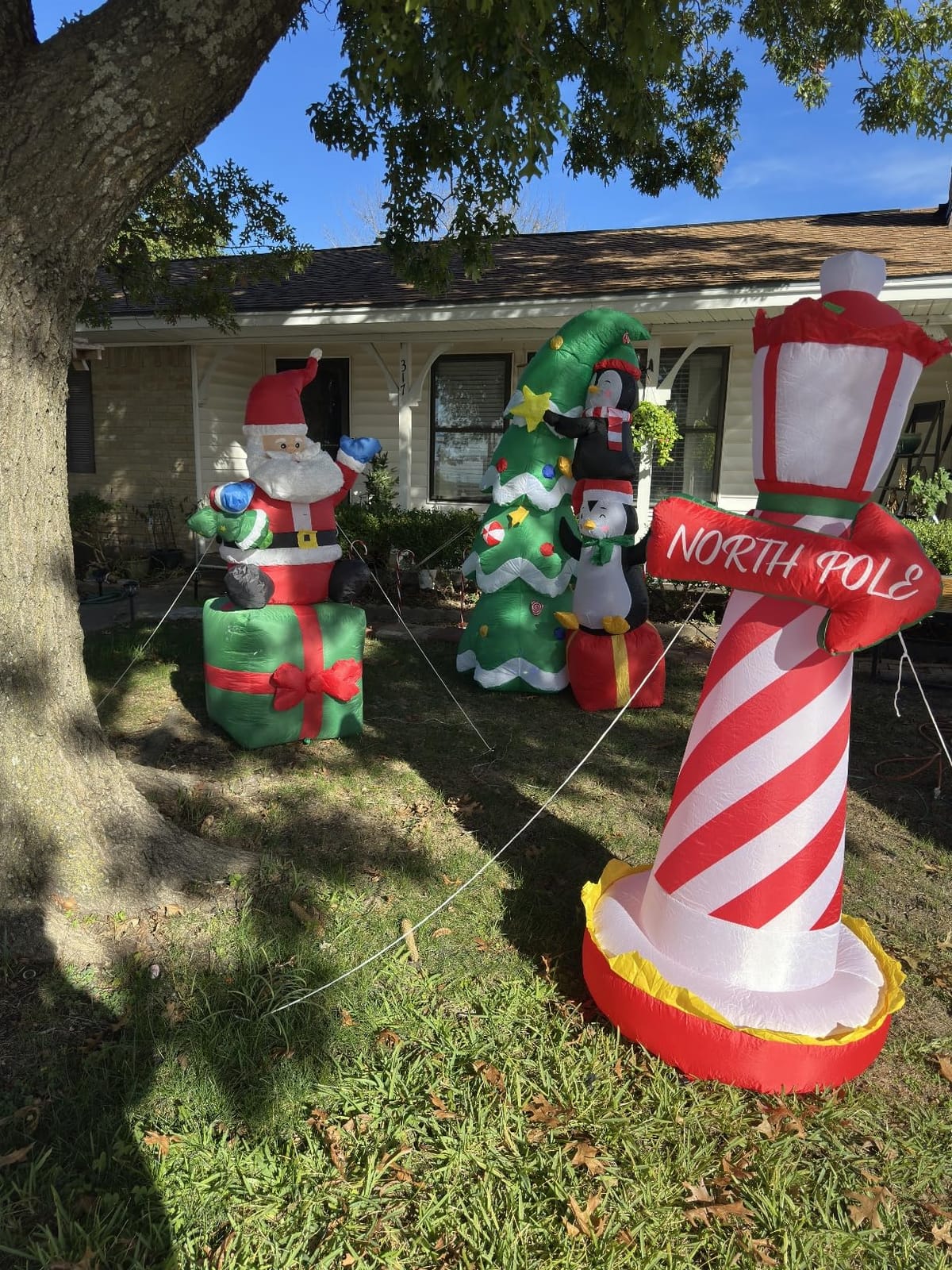 Juegoal 6 FT Christmas Inflatables Outdoor Decorations, Inflatable Xmas Lighthouse, Lighted Blow Up North Pole Sign with Built in LED Lights, Light Up Holiday Winter Lawn Yard Garden Decor customer photo 1