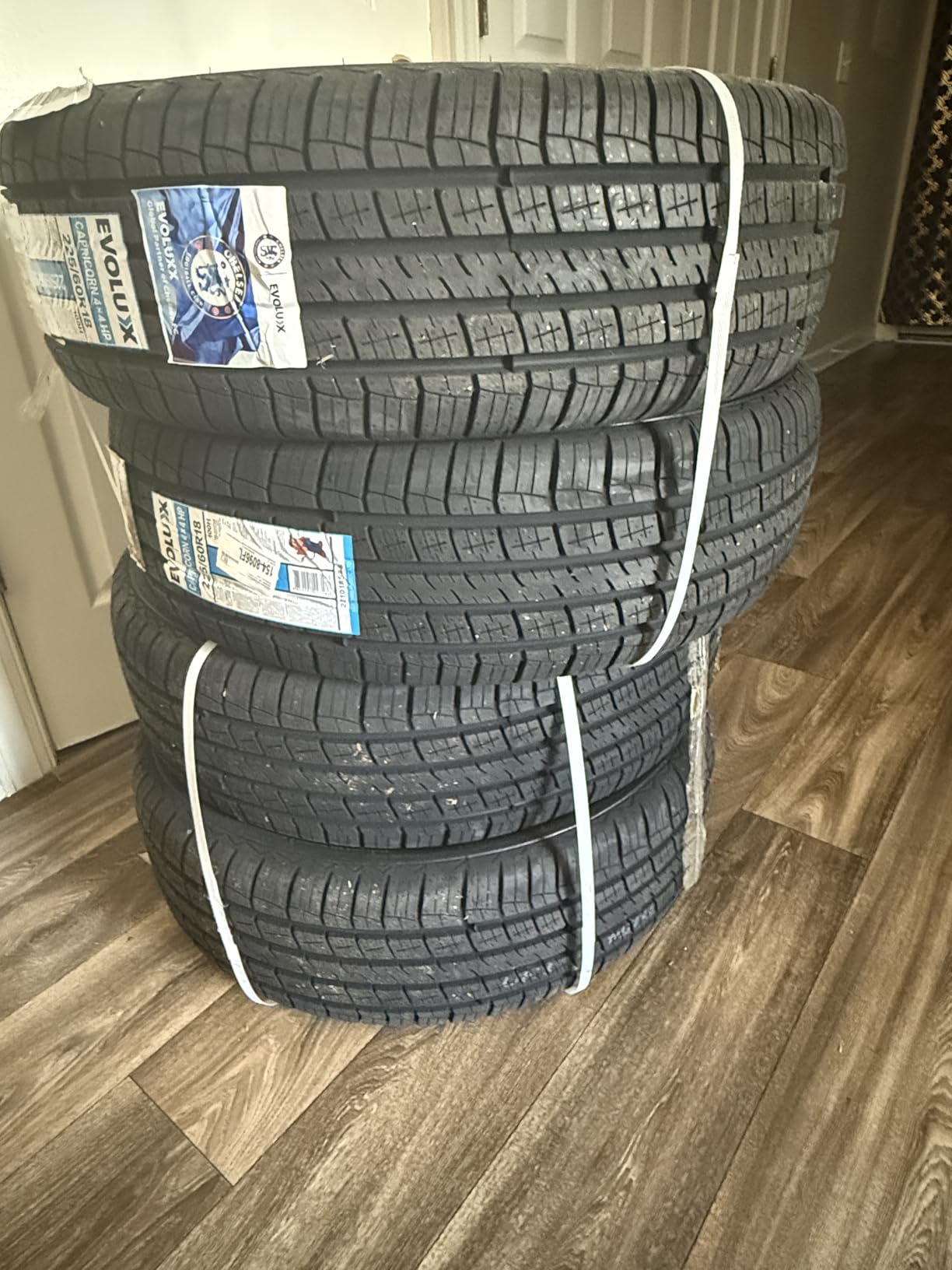 Evoluxx Capricorn 4X4 HP 235/55R18 104V All Season XL 18 inch Tire | Truck/SUV Performance All Season Traction 104V Rated Extra Load Radial Construction Black Sidewall Tire customer photo 2