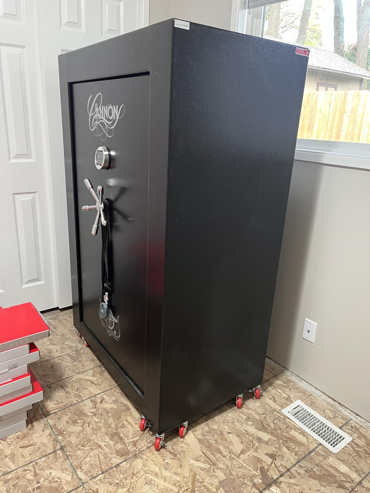 MYUEA Furniture Dolly, Furniture Movers with 5 Wheels, Carbon Steel Panel Heavy Duty Dolly, Maximum Load 3474LBS, Furniture Lifter with 5 360° Rotatable Rubber Universal Wheels (Black, 6.89x6.9 in) customer photo 2