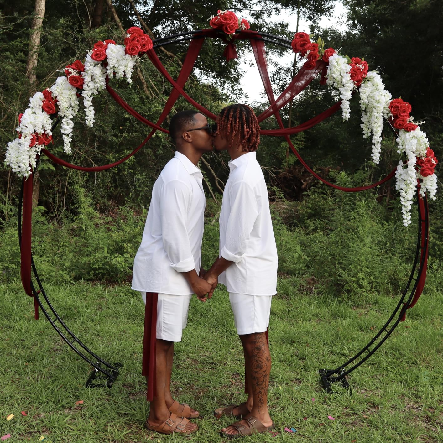 Queension Extra Large Garden Arch 7.2Ft Wide 9.2Ft High, Black | Wedding Arch for Ceremony, Outdoor Garden Trellis for Climbing Plant, Metal Balloon Arches Backdrop Stand with Prongs Base customer photo 1