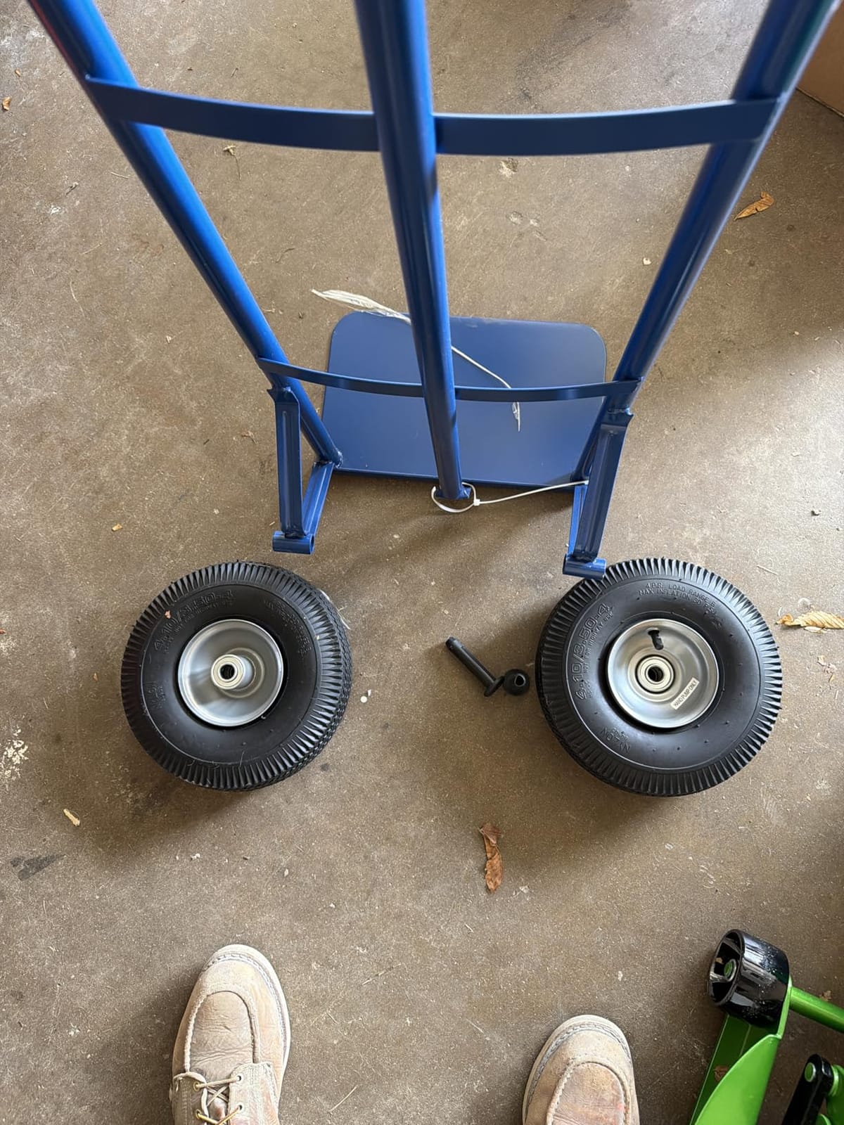 Pro Lift Hand Trucks Heavy Duty - Industrial Dolly Cart with Vertical Loop Handle and 800 Lbs Maximum Loading Capacity customer photo 2