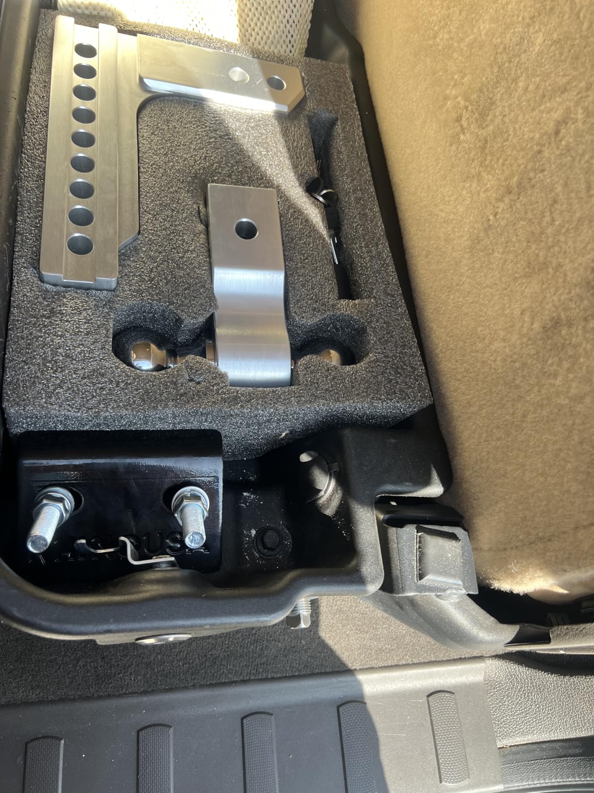 Rhino USA Adjustable Trailer Hitch (2in Receiver) - 6in Drop/Rise | 12,500lbs GTW, Heavy Duty Aluminum. Weatherproof Double Anti-Theft Locking Hitch Pins Included for Towing. Black customer photo 1