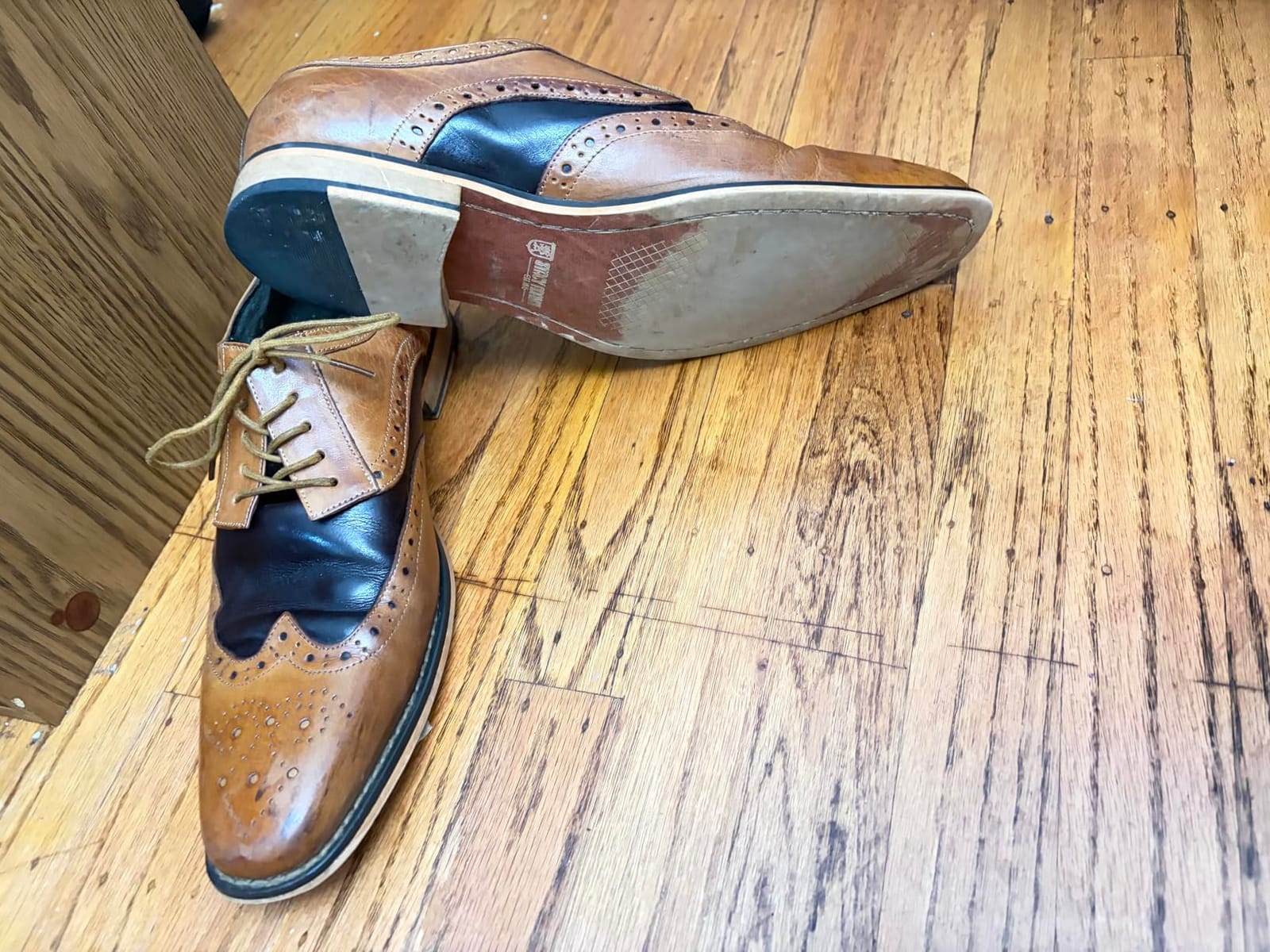 Stacy Adams Men's Tinsley Wingtip Oxford customer photo 2