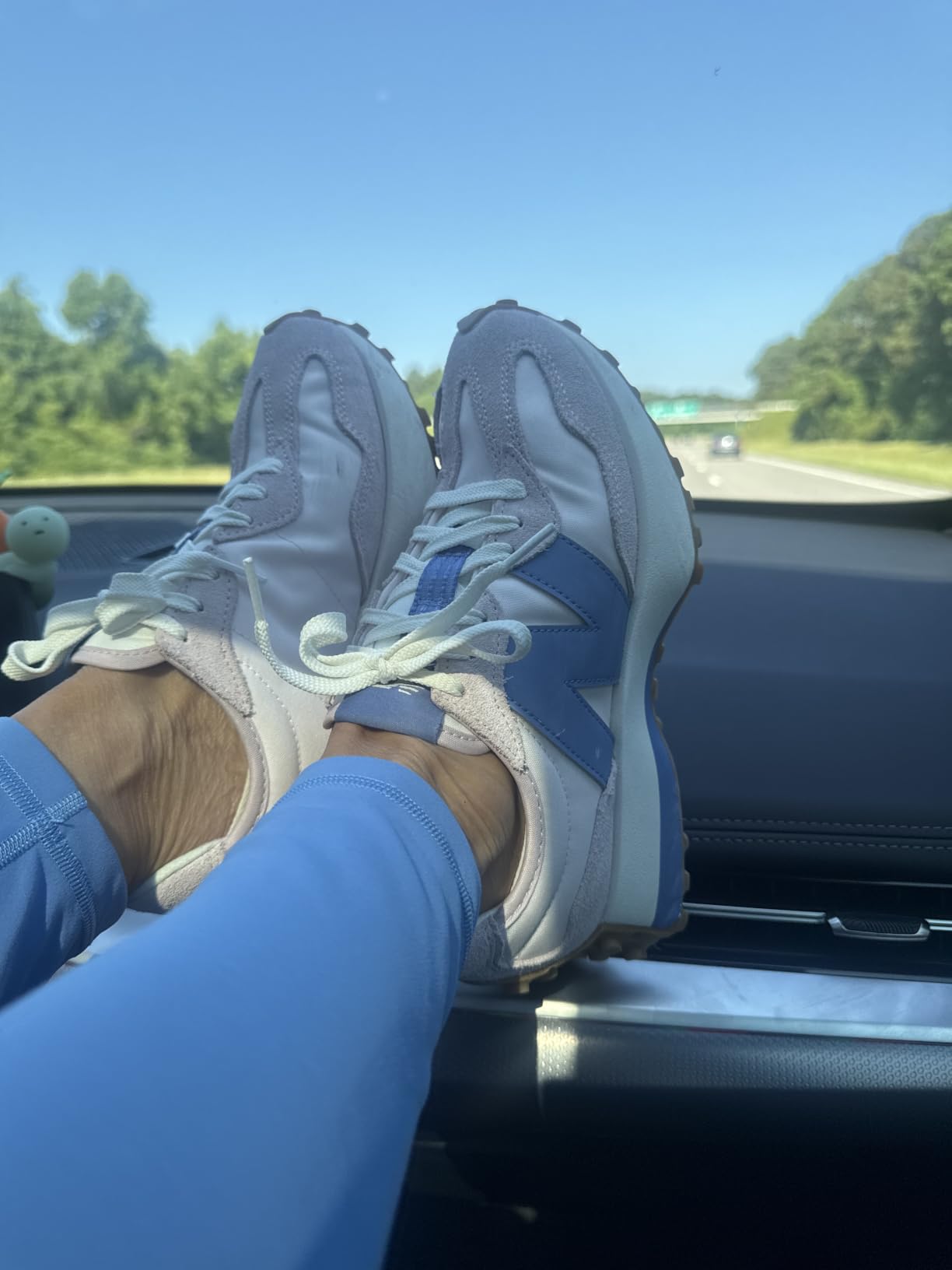 New Balance Women's 327 customer photo 2