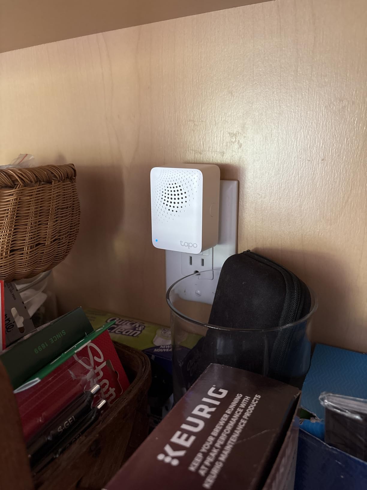 Tapo Smart Hub with Built-in Chime, REQUIRES 2.4GHz Wi-Fi, Reliable Long-Range Connections with Tapo Sensors, Sub-1G Low-Power Wireless protocol, Connect up to 64 smart devices (H100) customer photo 1