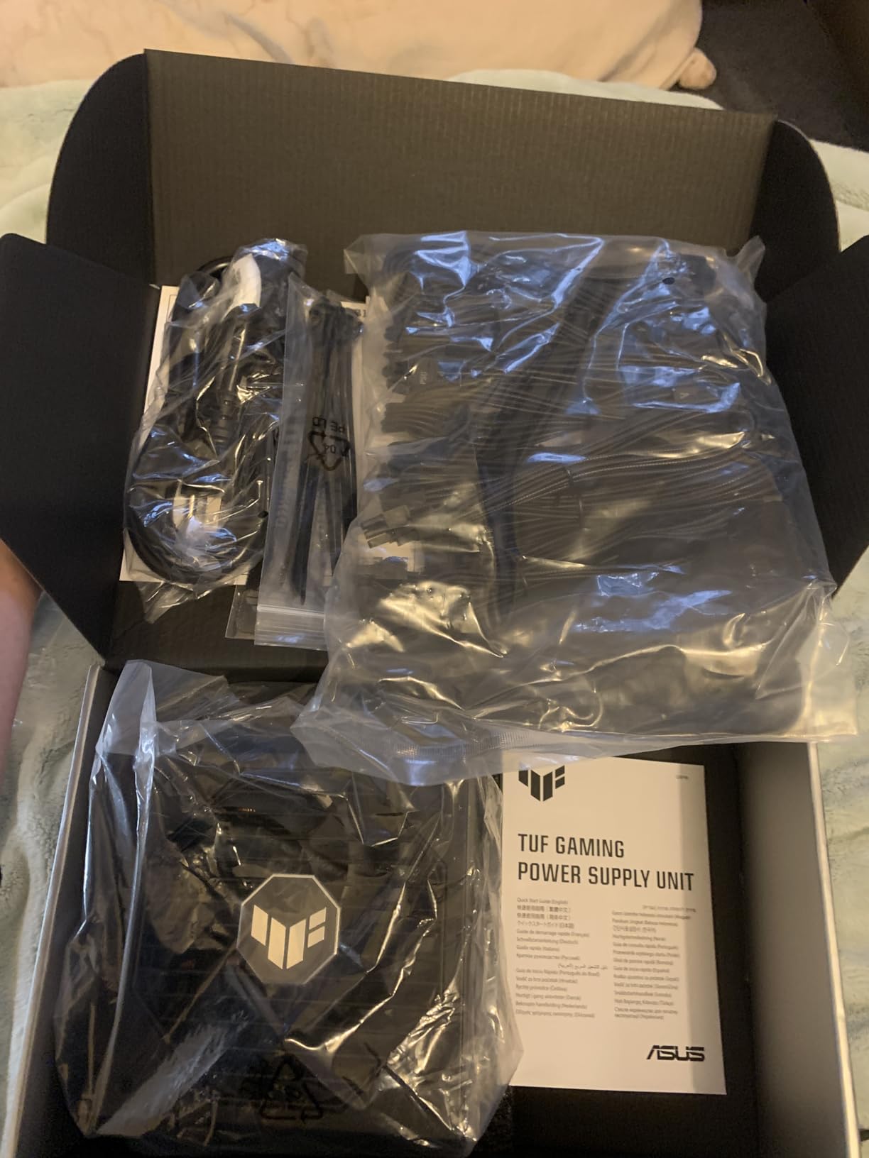 ASUS TUF Gaming 850W Gold (850 Watt, ATX 3.0 Compatible, Fully Modular Power Supply, 80+ Gold, Military-Grade Components, Dual Ball Bearing, Axial-tech Fan, PCB Coating, 10 Year Warranty) customer photo 2