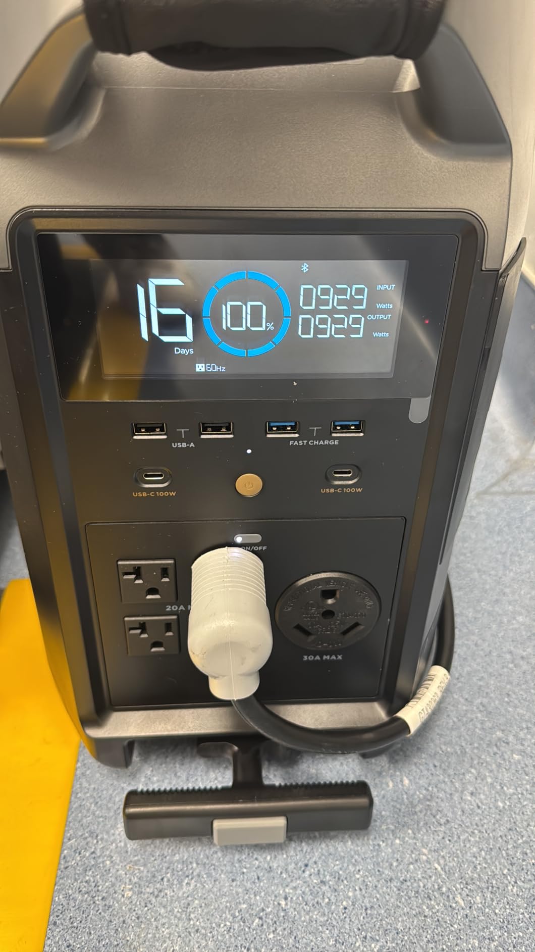 EF ECOFLOW Portable Power Station 3600Wh DELTA Pro, 120V 3600W AC Output customer photo 1