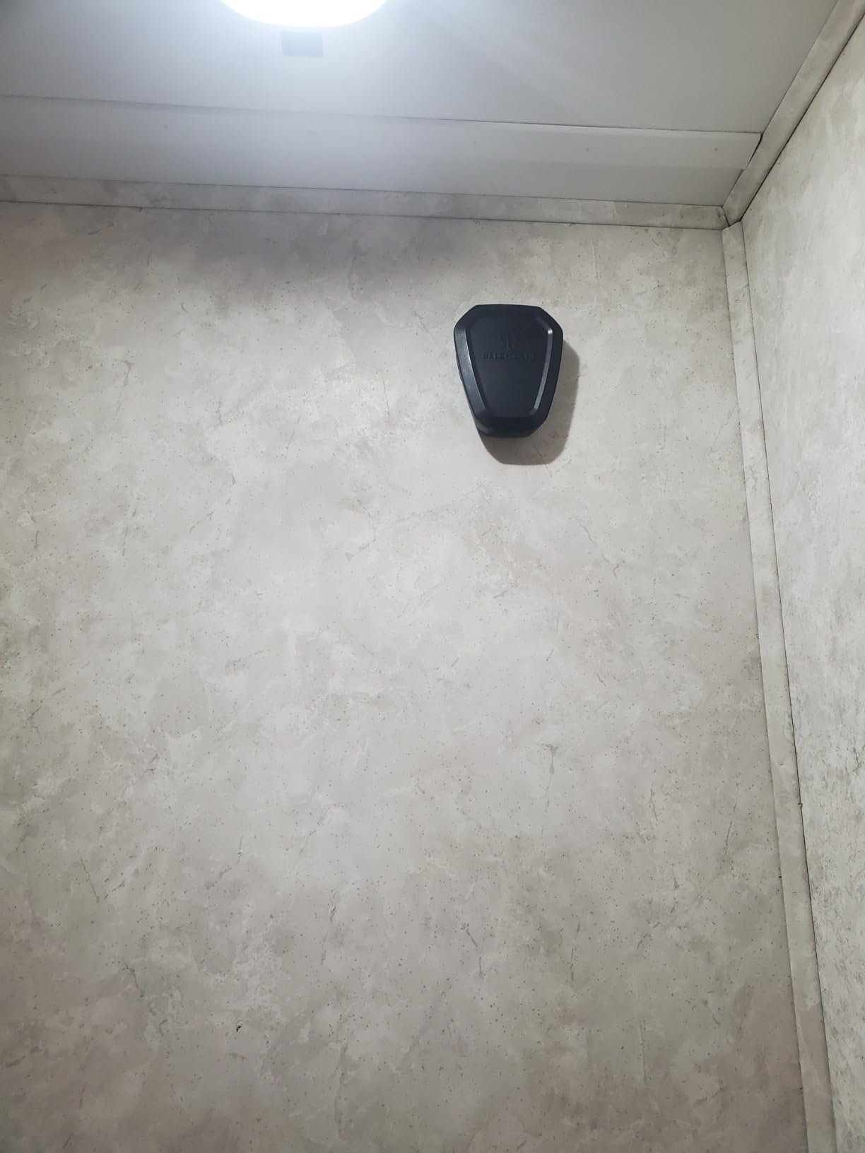 Beech Lane Wireless RV Leveling System, Made in the USA, User-Friendly Phone App With Real-Time Precise Leveling Measurements customer photo 2