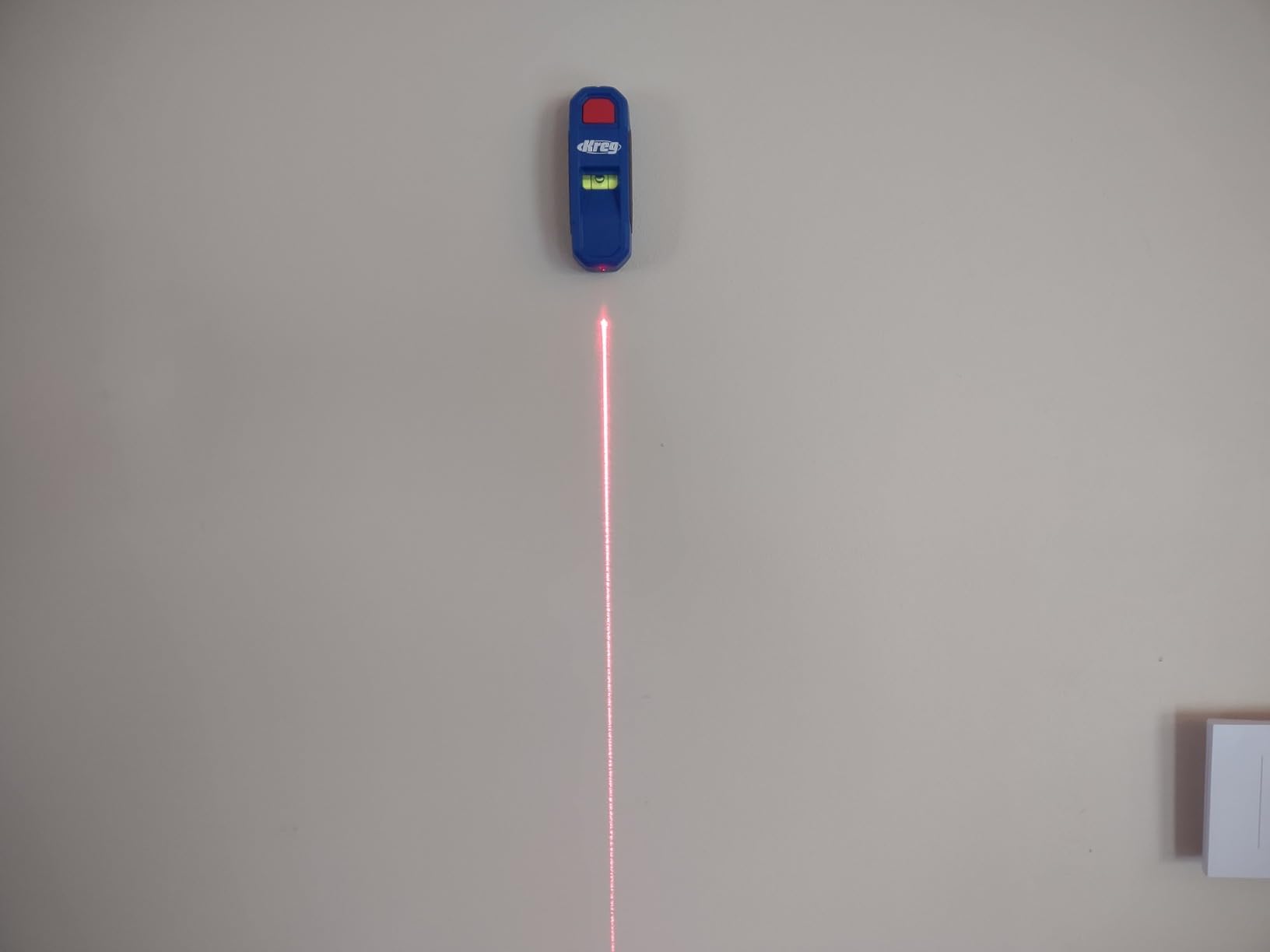 Kreg KMM1000LZ - Kreg Magnetic Stud Finder with Laser-Mark - Stud Finder & Wall Scanner - Magnetic Stud Finder Tool - with Precise Stud Magnet customer photo 2
