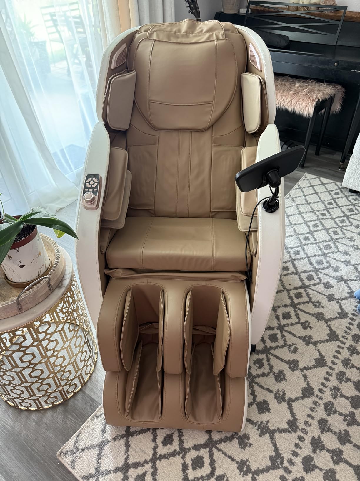 Mazzup Massage Chair Full Body with Heat, Full Body Zero Gravity Shiatsu Massage Chair, Kneading Recliner with 20 Auto Modes, Foot Massage, Bluetooth, USB Charging Port customer photo 1