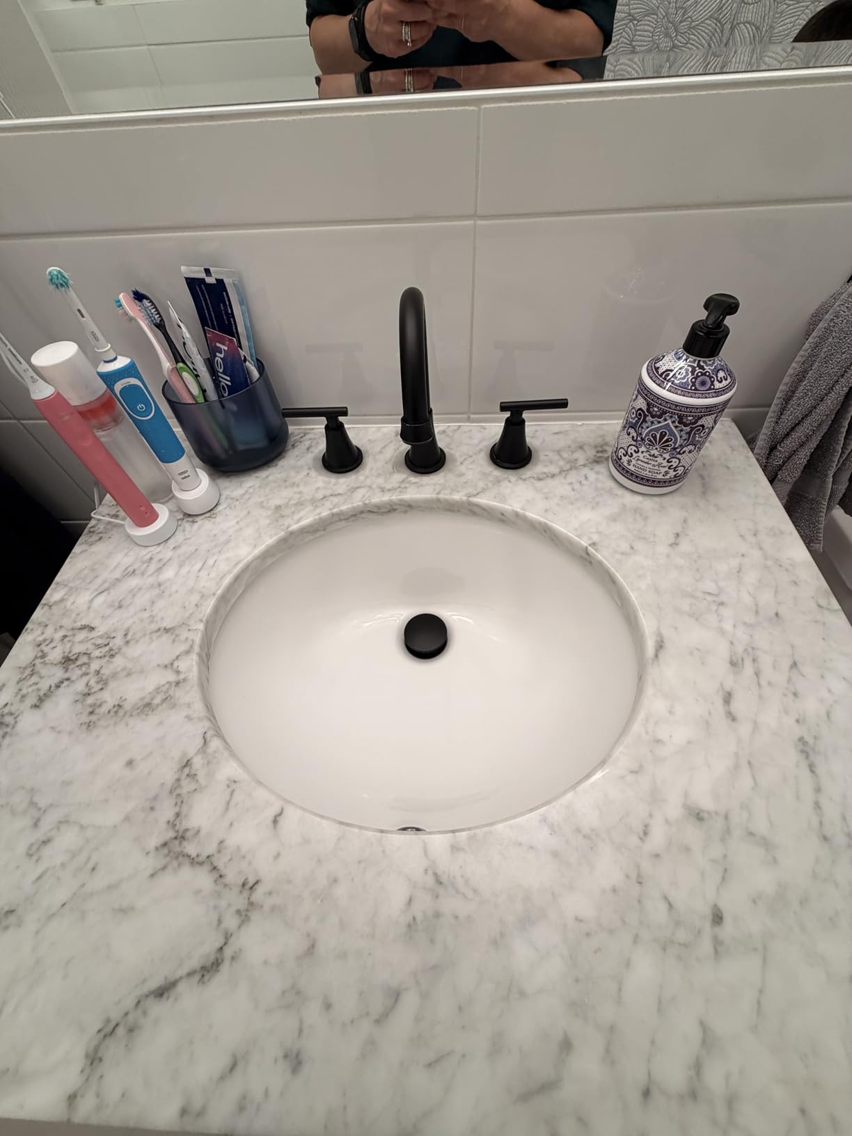 Bathroom Faucet 3 Hole, Matte Black Faucets with Drain and Supply Lines | Hurran Stainless Steel Lead-Free Widespread Bathroom Sink Faucet for Vanity RV Restroom Laundry Outdoor Utility Sink customer photo 2