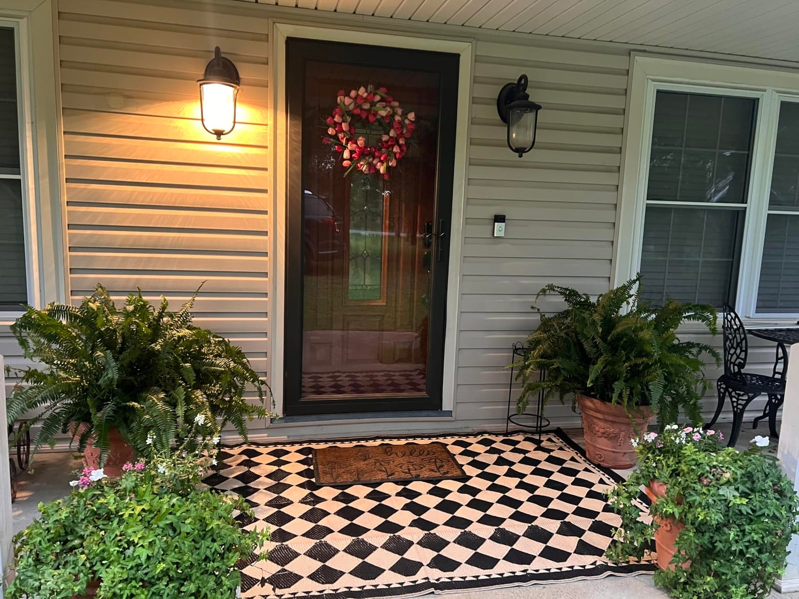 HUGEAR Outdoor Rug for Patios Clearance,Waterproof Mat,Large Outside Carpet,Reversible Plastic Straw Camping Rugs,Rv,Porch,Deck,Camper,Balcony,Backyard (8x10,Checkered/Black&Beige) customer photo 2