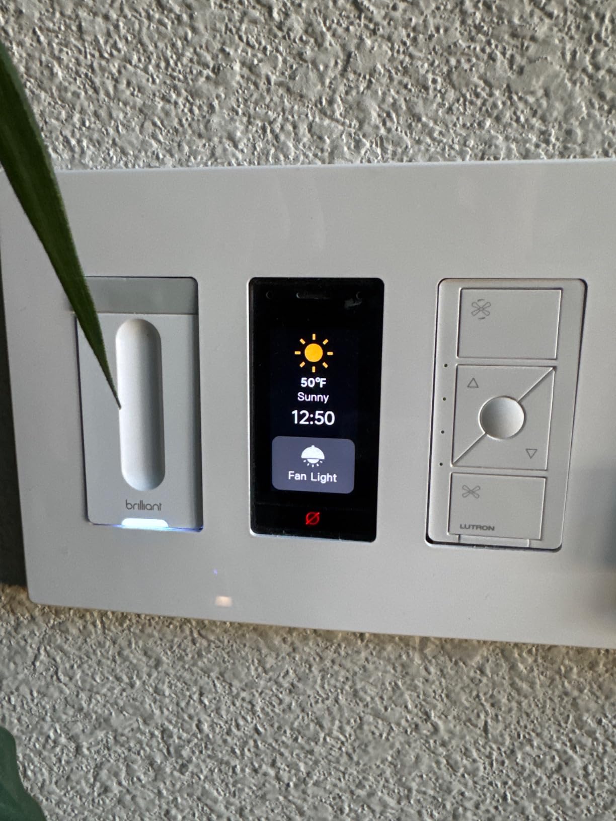 Brilliant Smart Home Control (Plug-In Panel) - Alexa Built-In & Compatible with Ring, Sonos, Hue, Google Nest, Wemo, SmartThings, Apple HomeKit - In-Wall Touchscreen Control for Lights, Music, & More customer photo 2