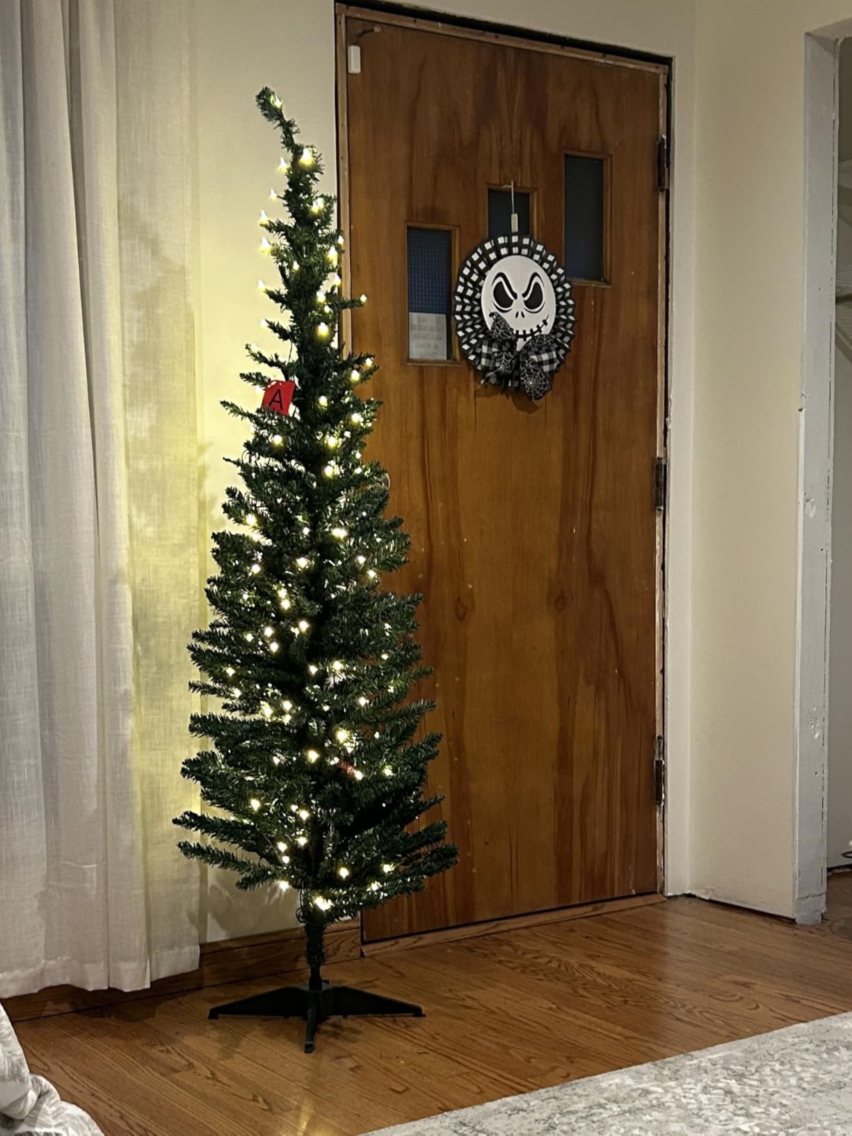 HOMCOM 6ft Prelit Slim Noble Fir Pencil Artificial Christmas Tree, 200 Warm White LED Lights, 390 Tips customer photo 1