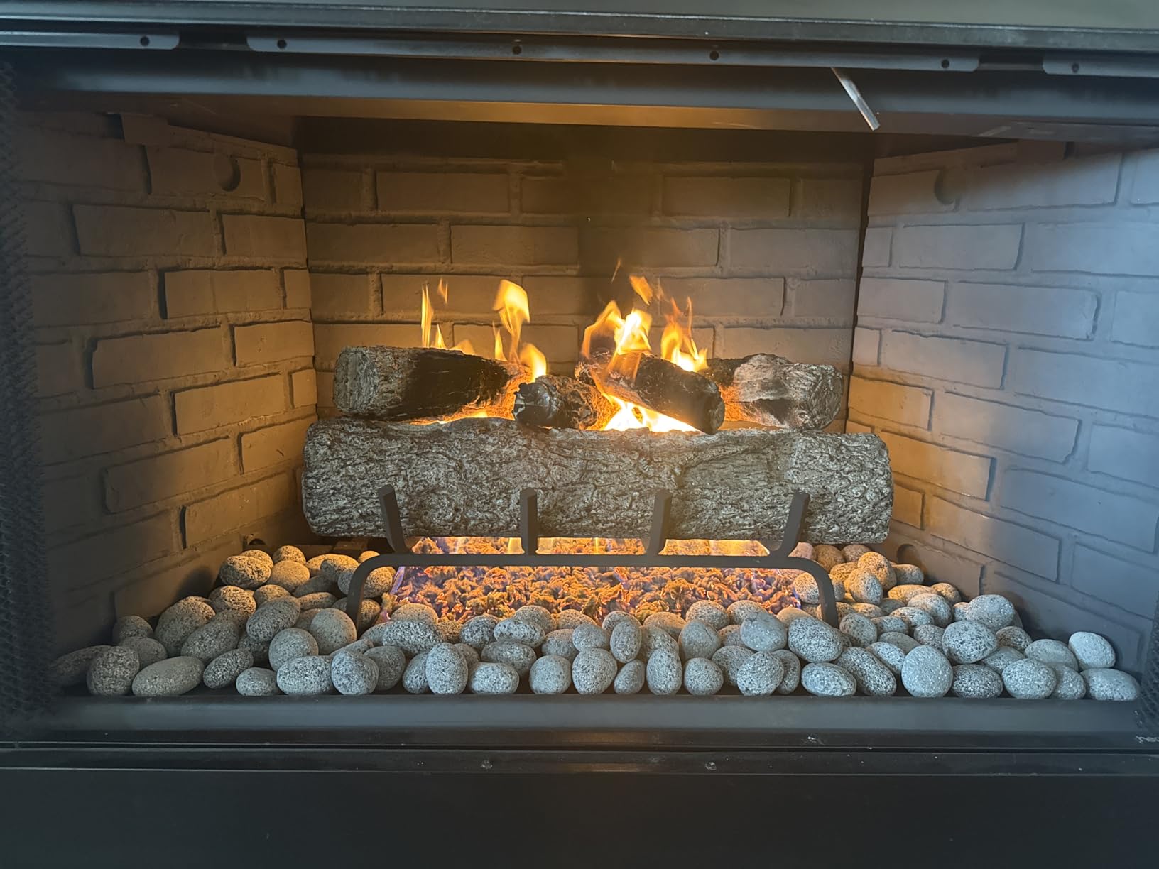 Peterson Fyreside 18-inch Live Oak Log Set with Vented Burner and Gas Connection Kit. Match Lit (Natural Gas Only) customer photo 2