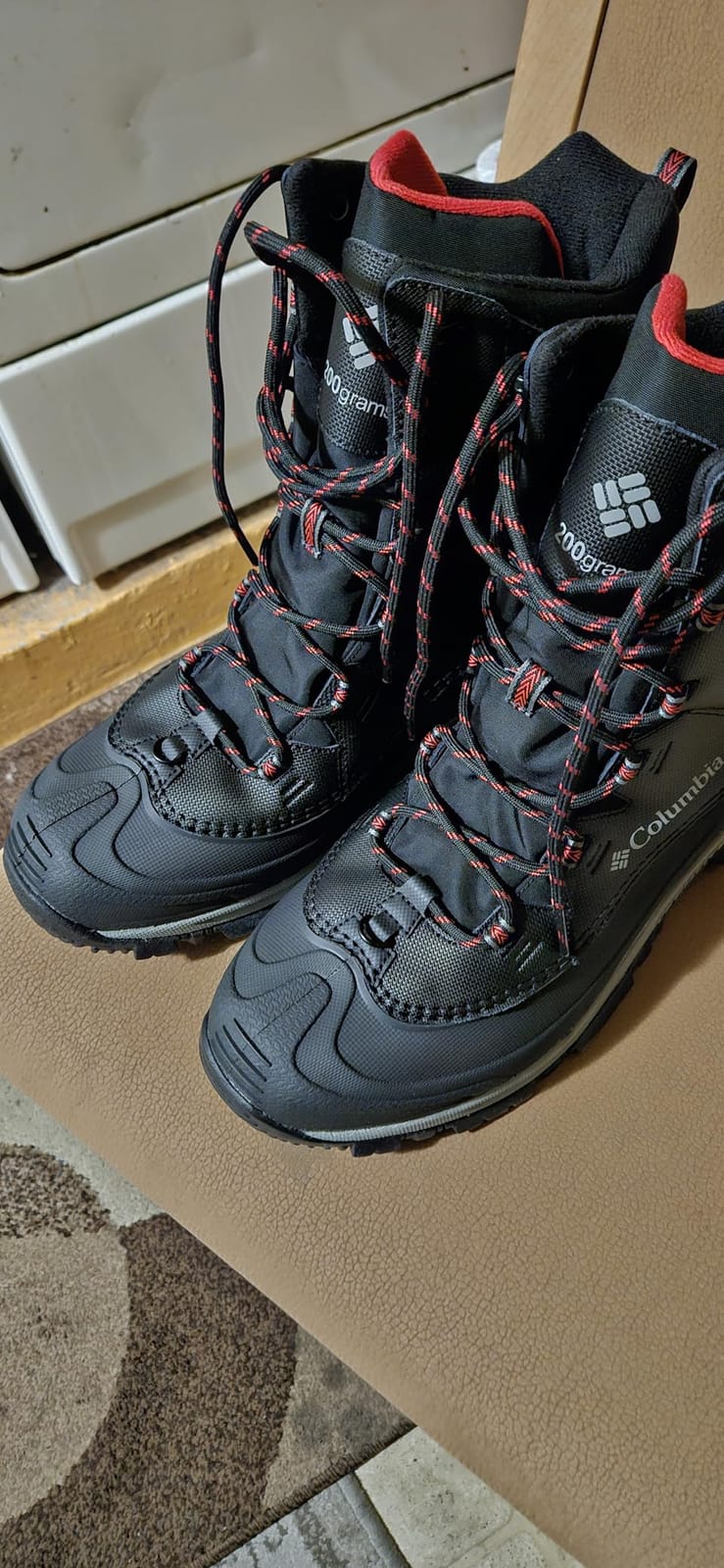 Columbia Men's Bugaboot III Snow Boot customer photo 2
