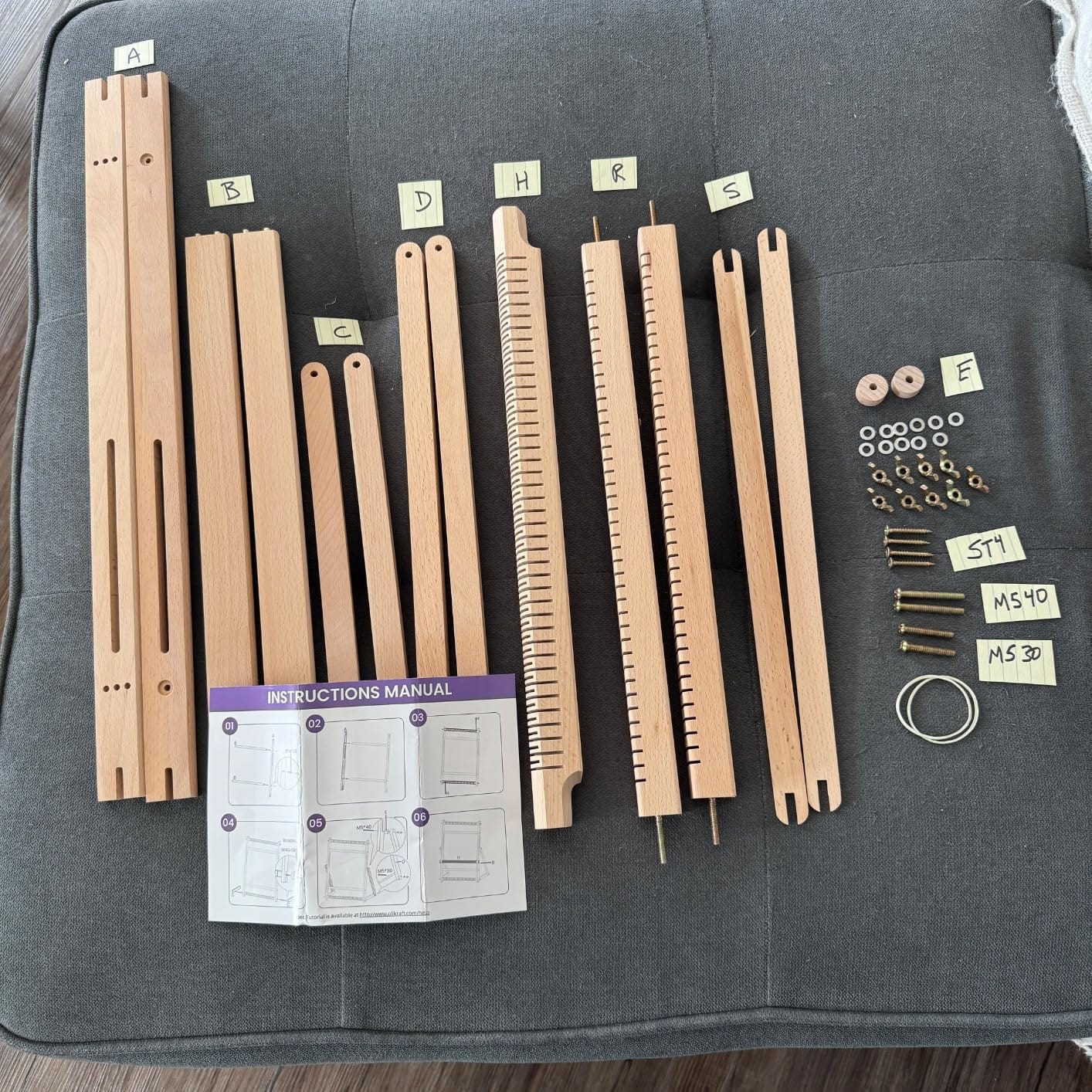 Olikraft Wooden Weaving Loom, Adjustable Stand (Large, Natural Beech) | 18.5 x 14 inch warping area, easy setup with guide and video tutorial, for adults, beginners and pros customer photo 1