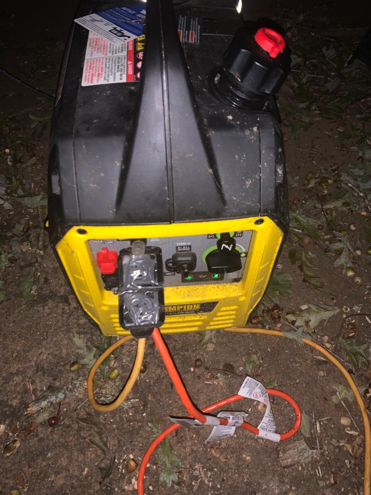 Champion Power Equipment 2500-Watt Ultralight Portable Inverter Generator with Quiet Technology and Free 3-Year Warranty | 39.7 lb, 53 dBA quiet, 1850 running watts, up to 11.5 hr run time, CO Shield auto shutoff, clean power under 3% THD customer photo 1