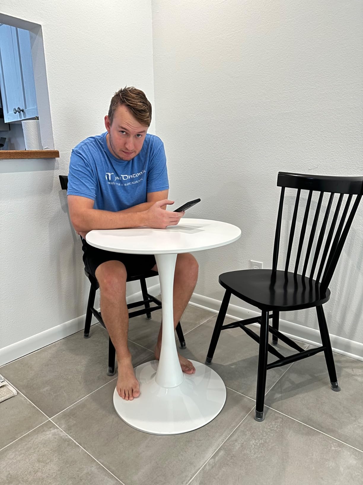Round Dining Table 31.5