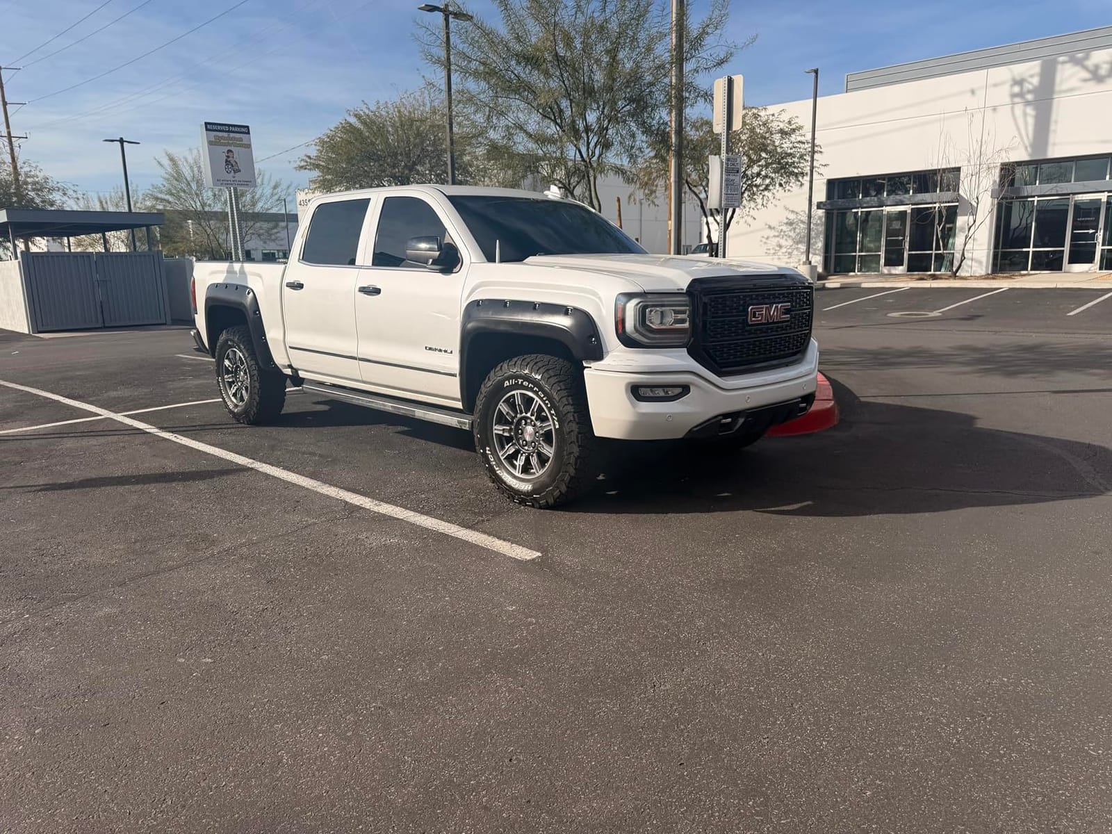BFGoodrich All-Terrain T/A KO3 Car Tire for Light Trucks, SUVs, and Crossovers, LT265/70R18/E 124/121S customer photo 2