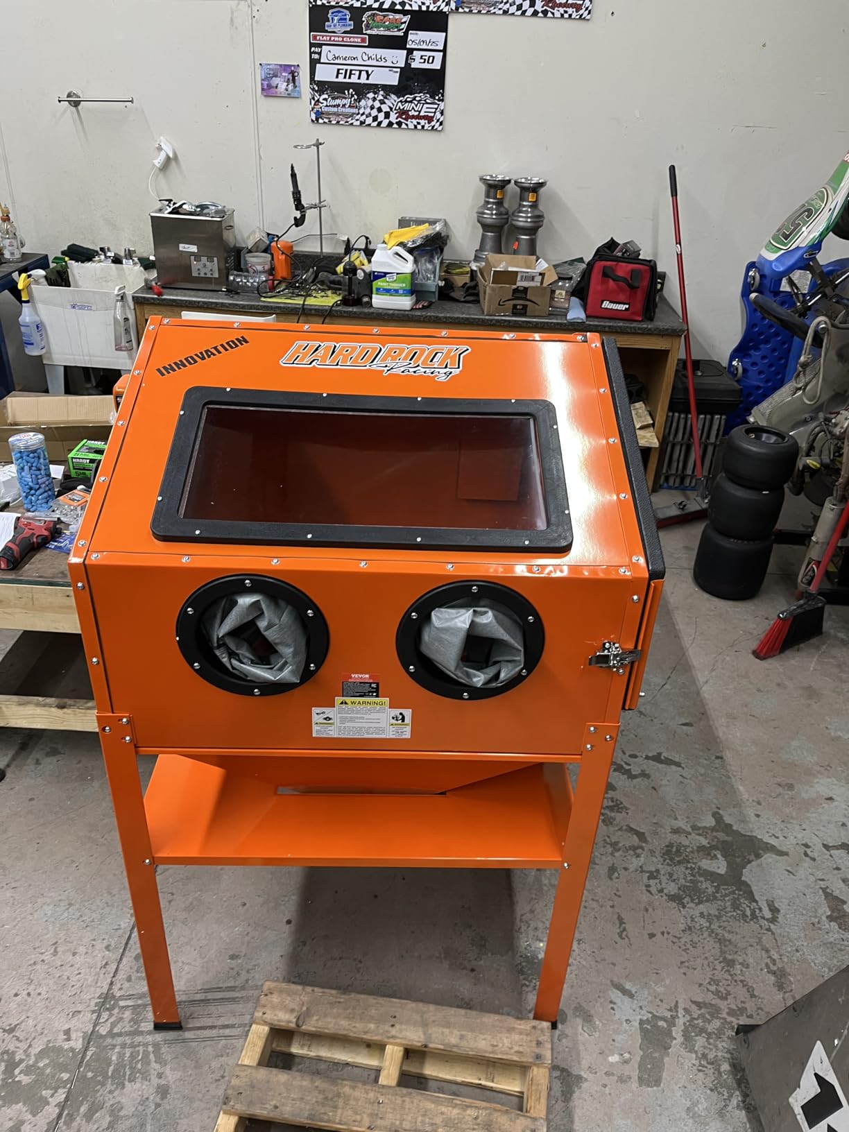 60 Gallon Sandblasting Cabinet, 40-120PSI Sand Blasting Cabinet with Stand, Heavy Duty Steel Sand Blaster with Blasting Gun & 4 Ceramic Nozzles for Paint, Stain, Rust Removal customer photo 2