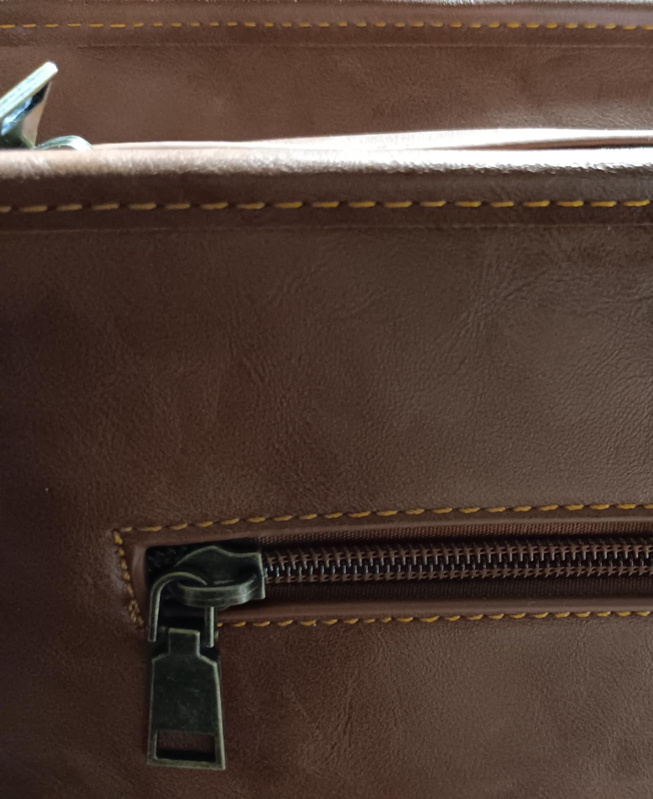 RAINSMORE Mens Messenger Bag 17 Inch Waterproof Vintage Leather Laptop Briefcase Large Laptop Bag Satchel Bag Computer Shoulder Bag for Office Business Travel College,Brown customer photo 2